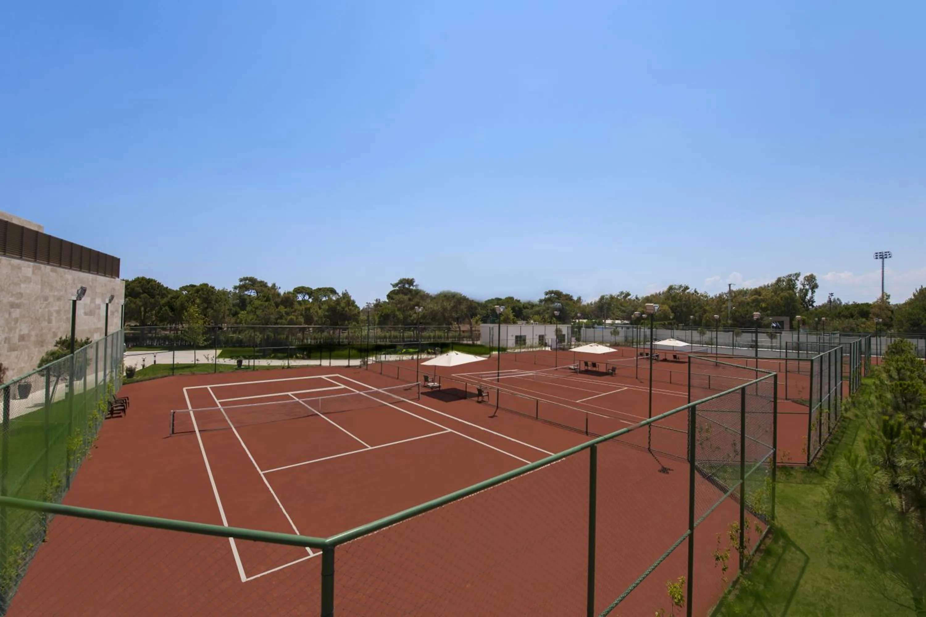 Tennis court in Regnum Carya