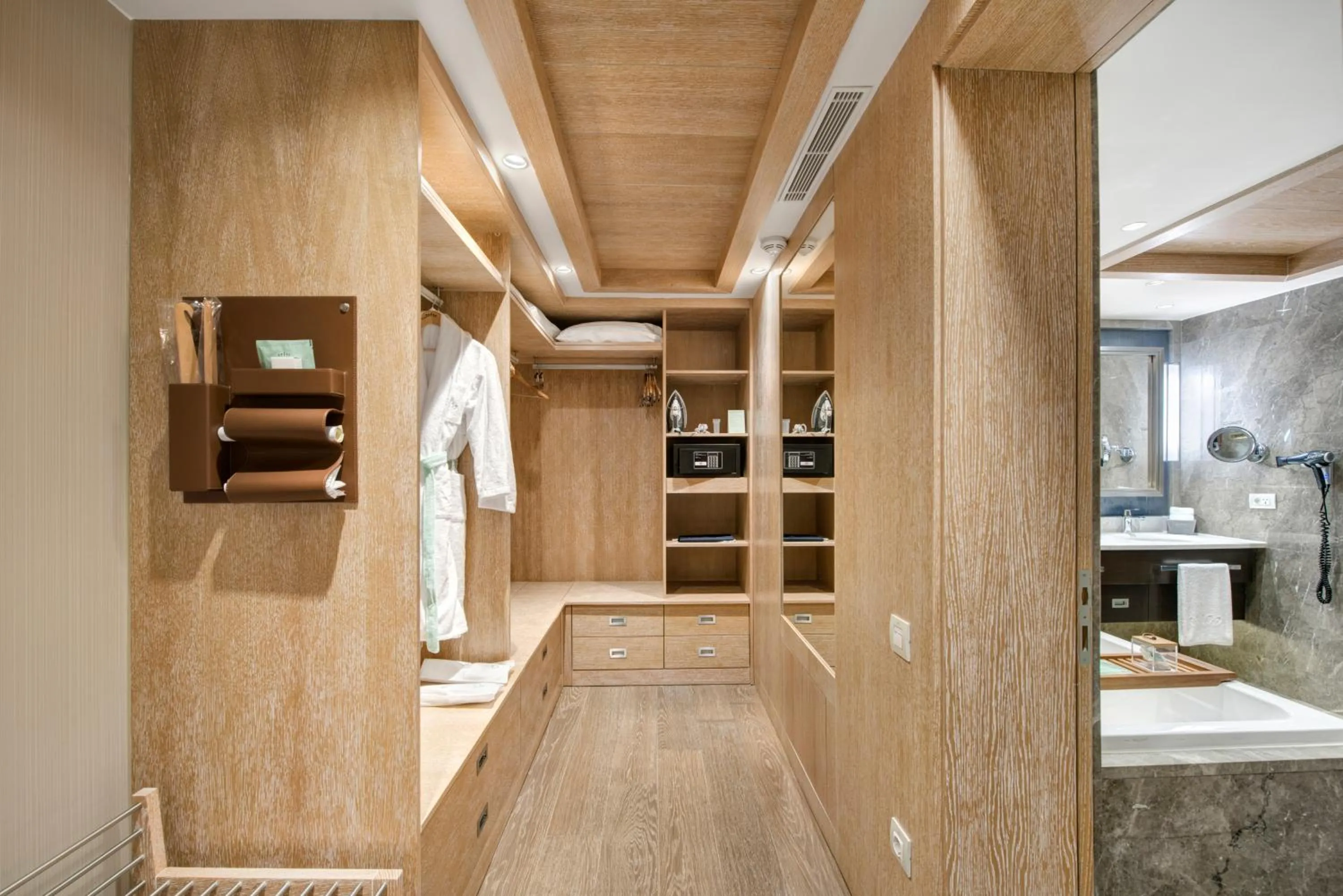 Dining area in Regnum Carya