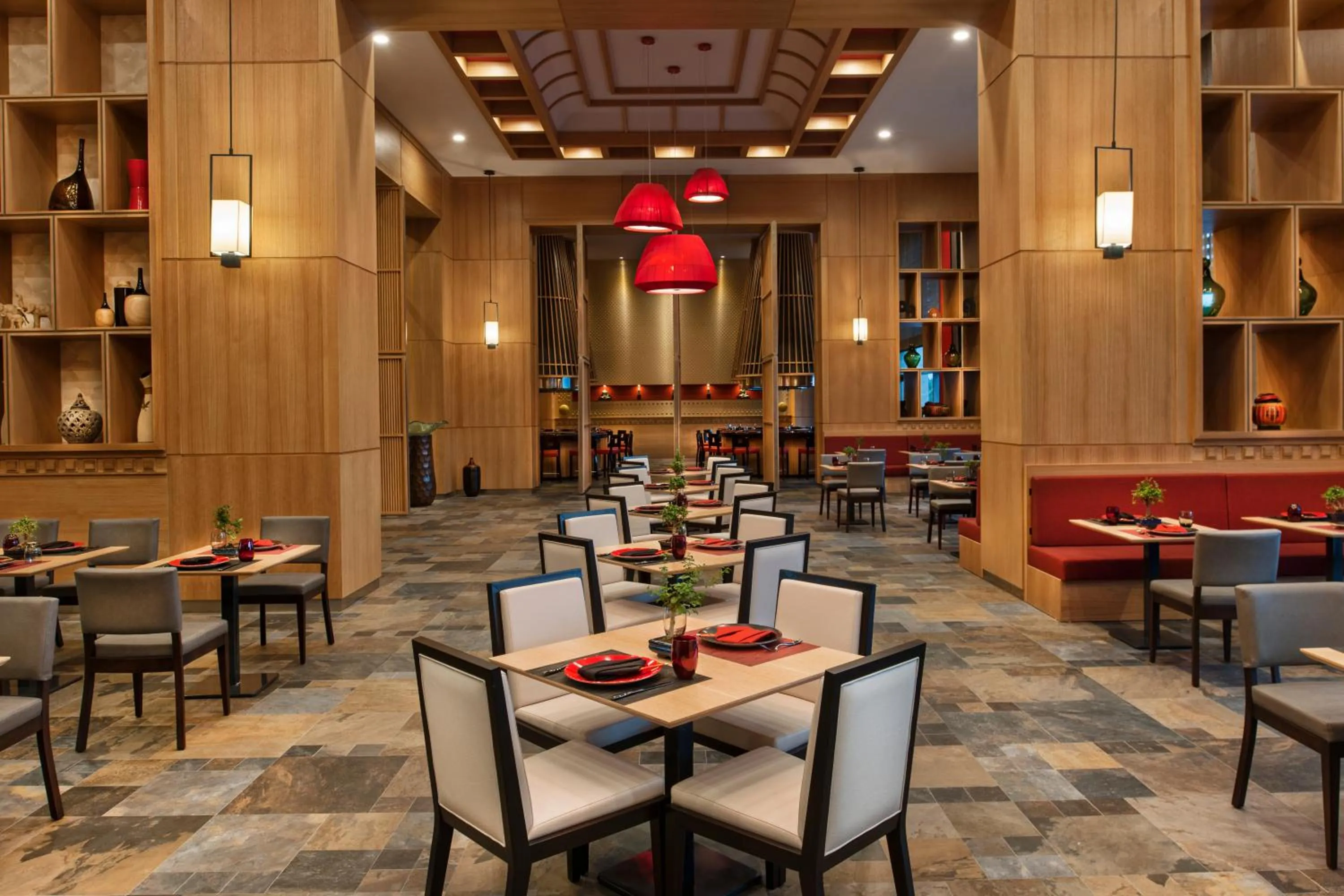 Restaurant/places to eat in Regnum Carya