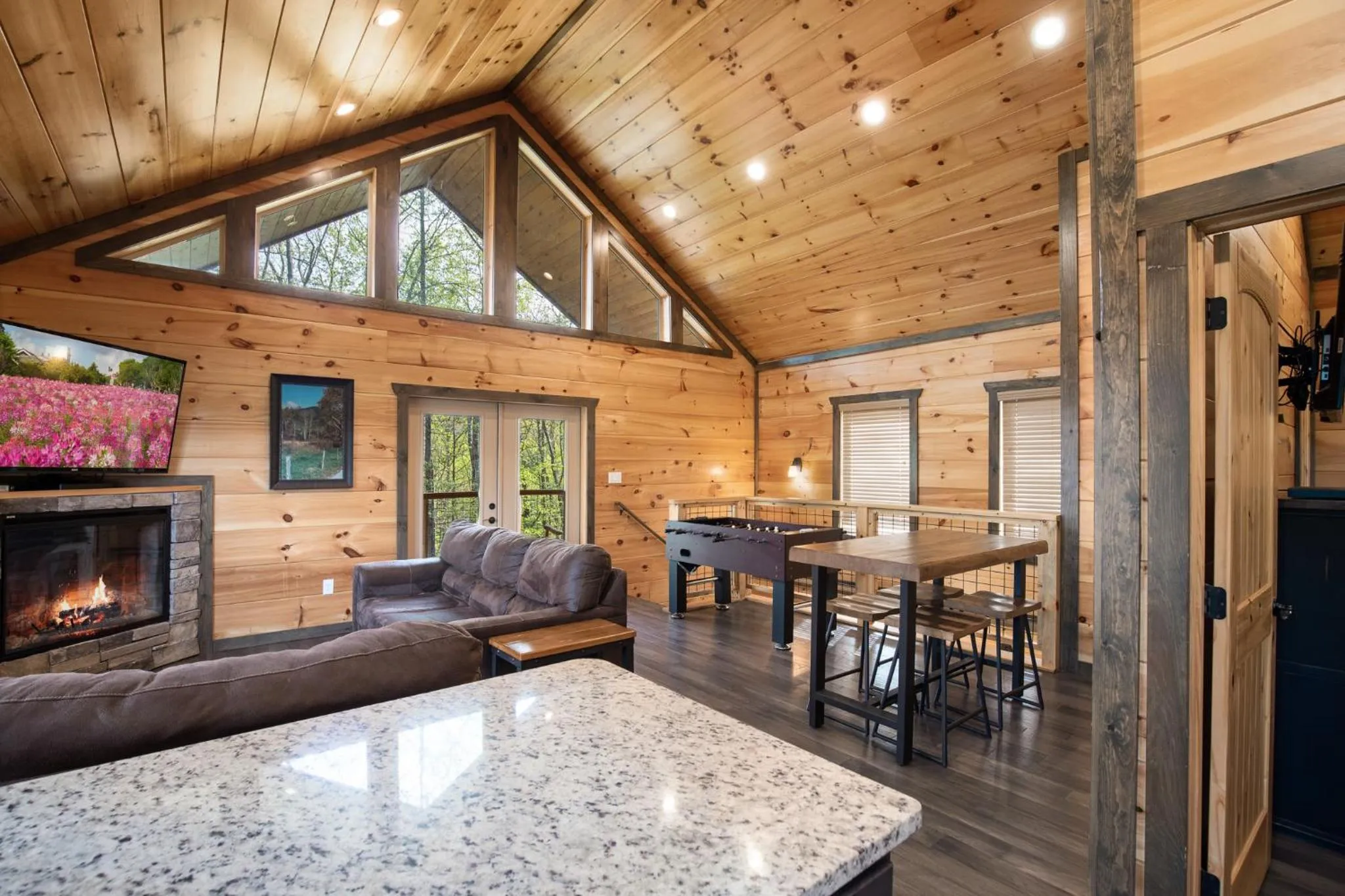 Property building in Poolin Around