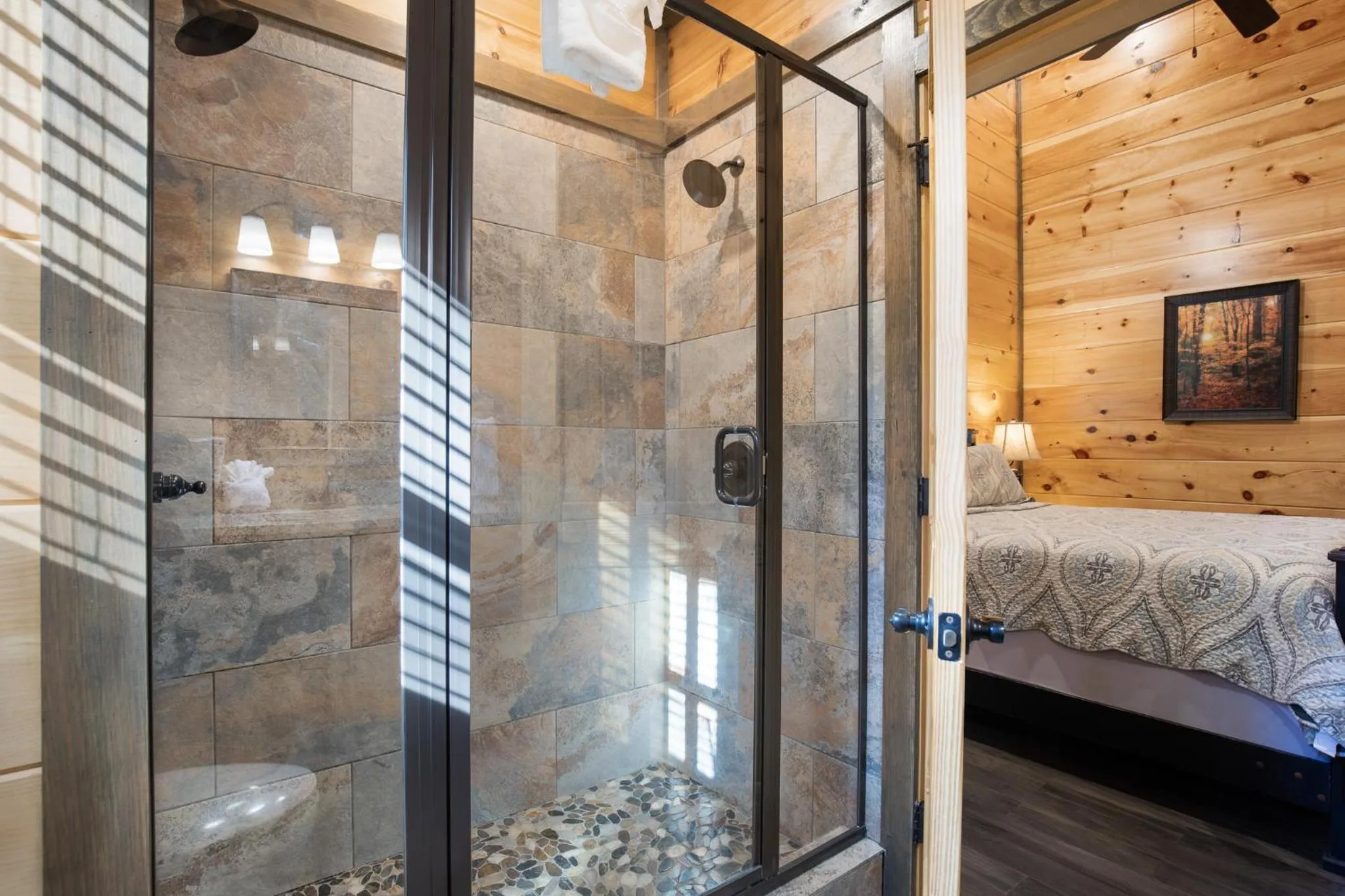 Property building in Poolin Around