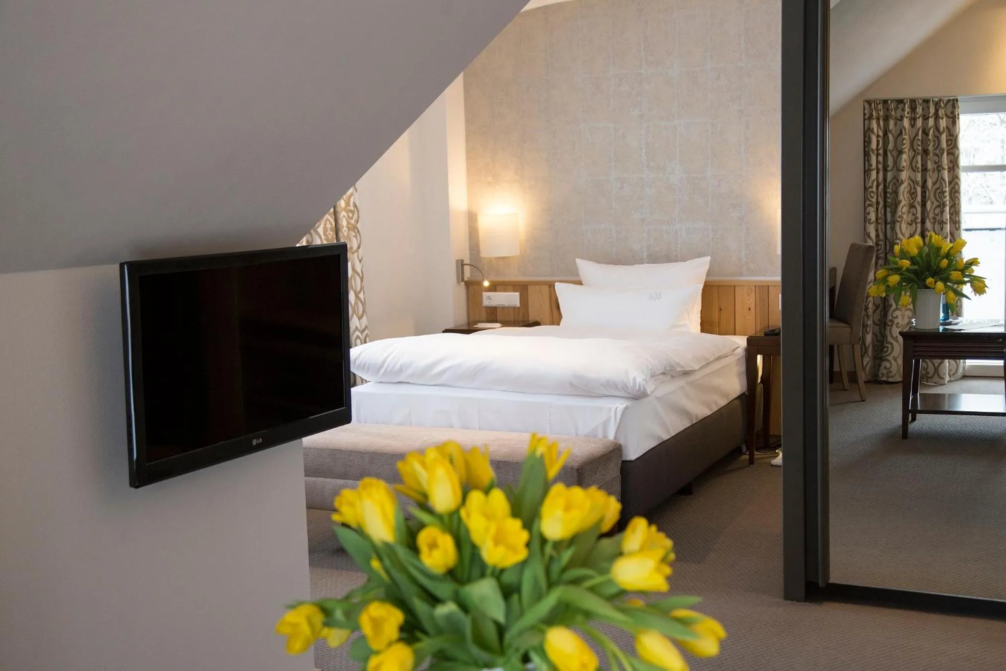 Photo of the whole room, Bed in Hotel Jagdhaus Wiese