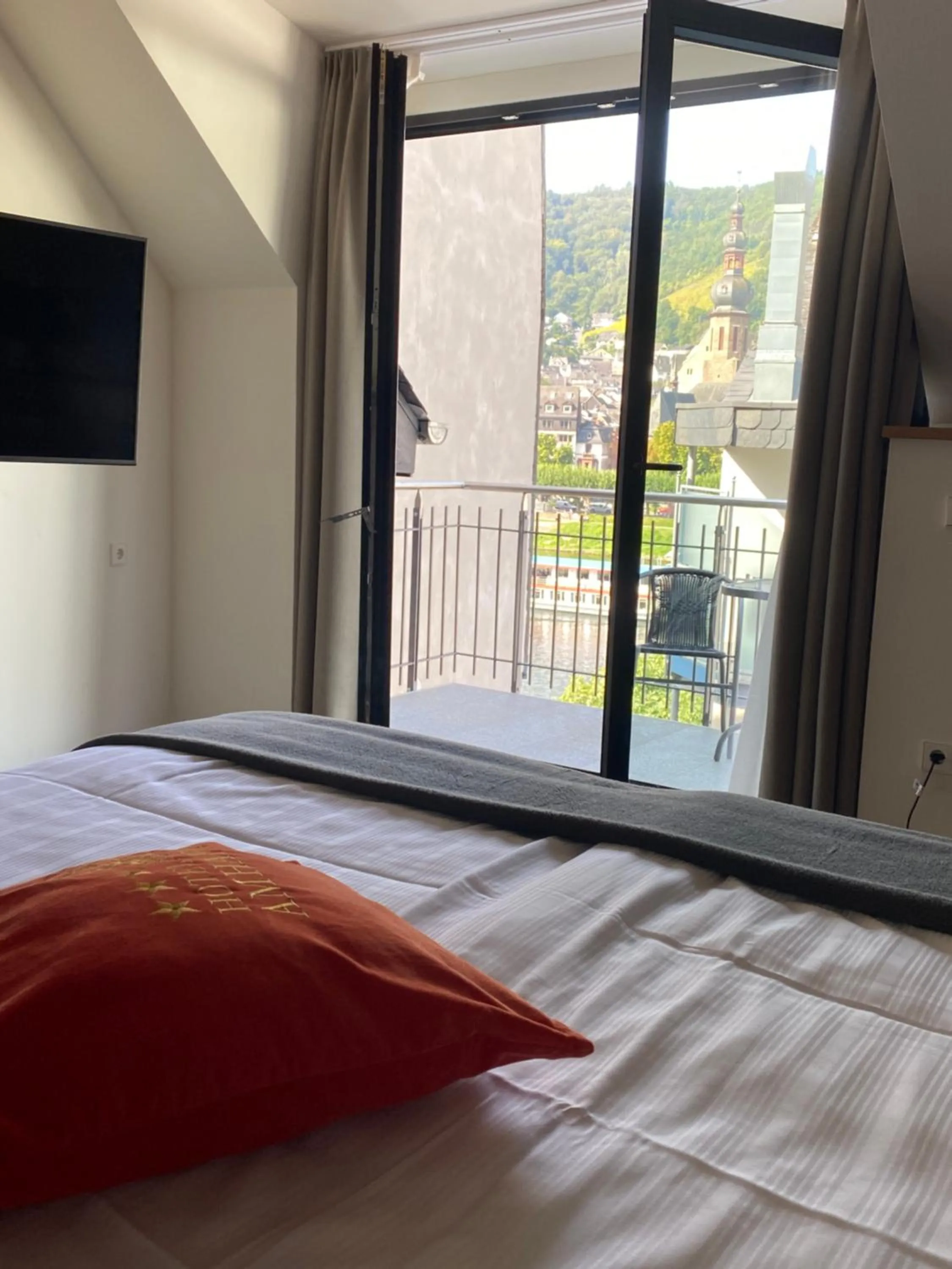 Bed in Hotel am Hafen