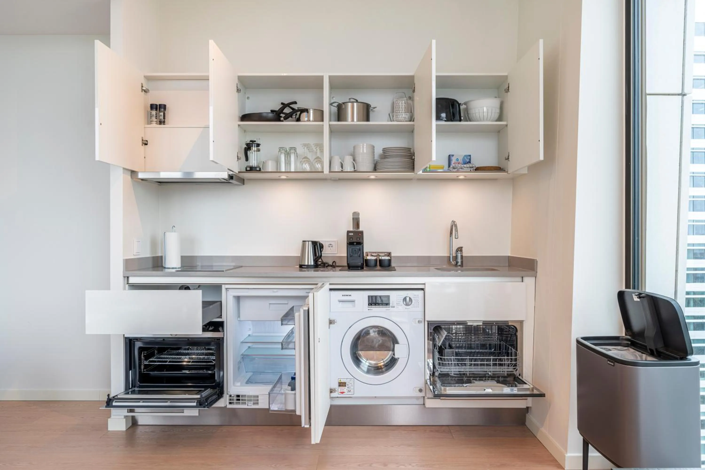 Kitchen or kitchenette in PREMIER SUITES Amsterdam