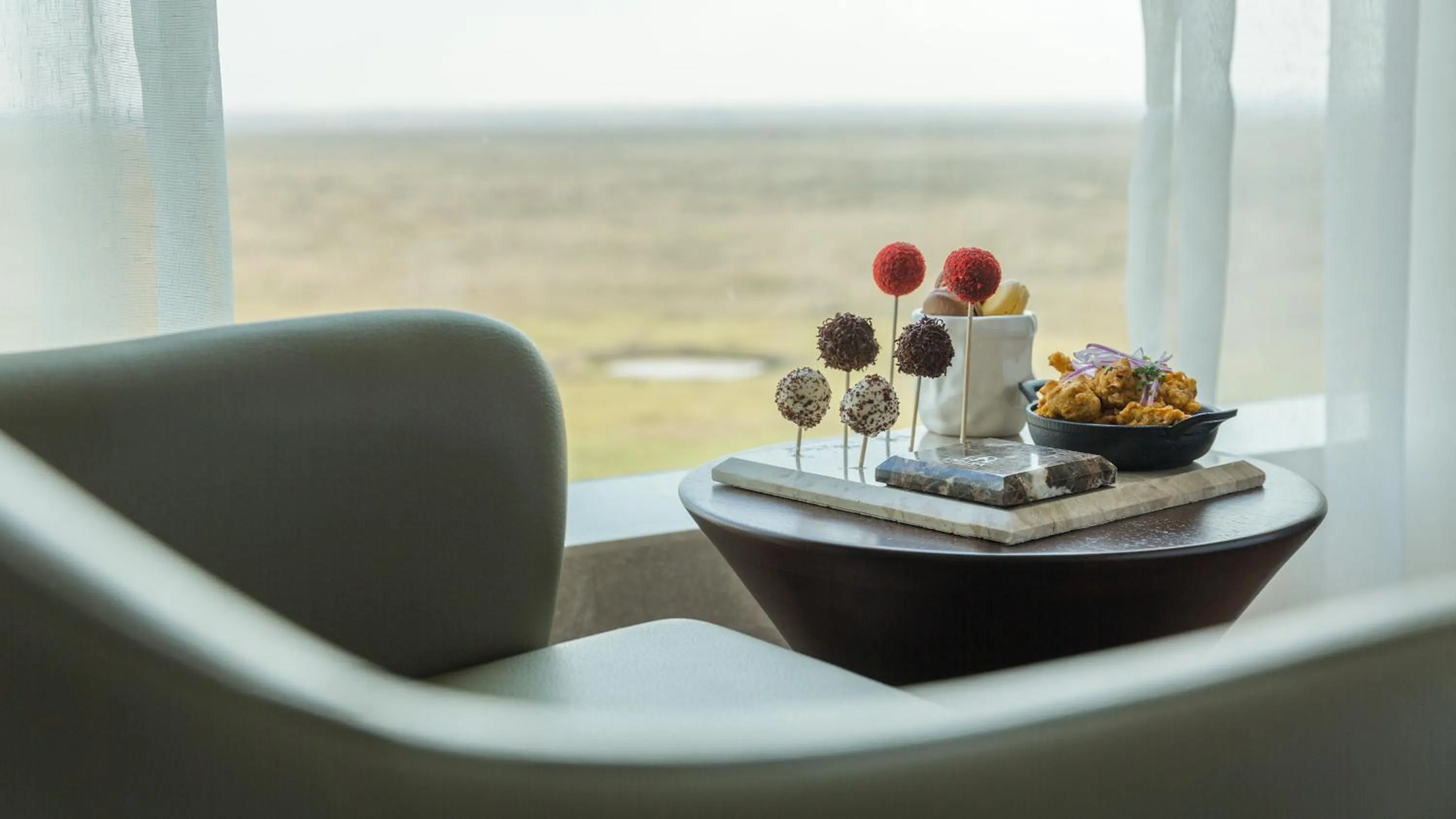 Food and drinks in Emara Ole-Sereni