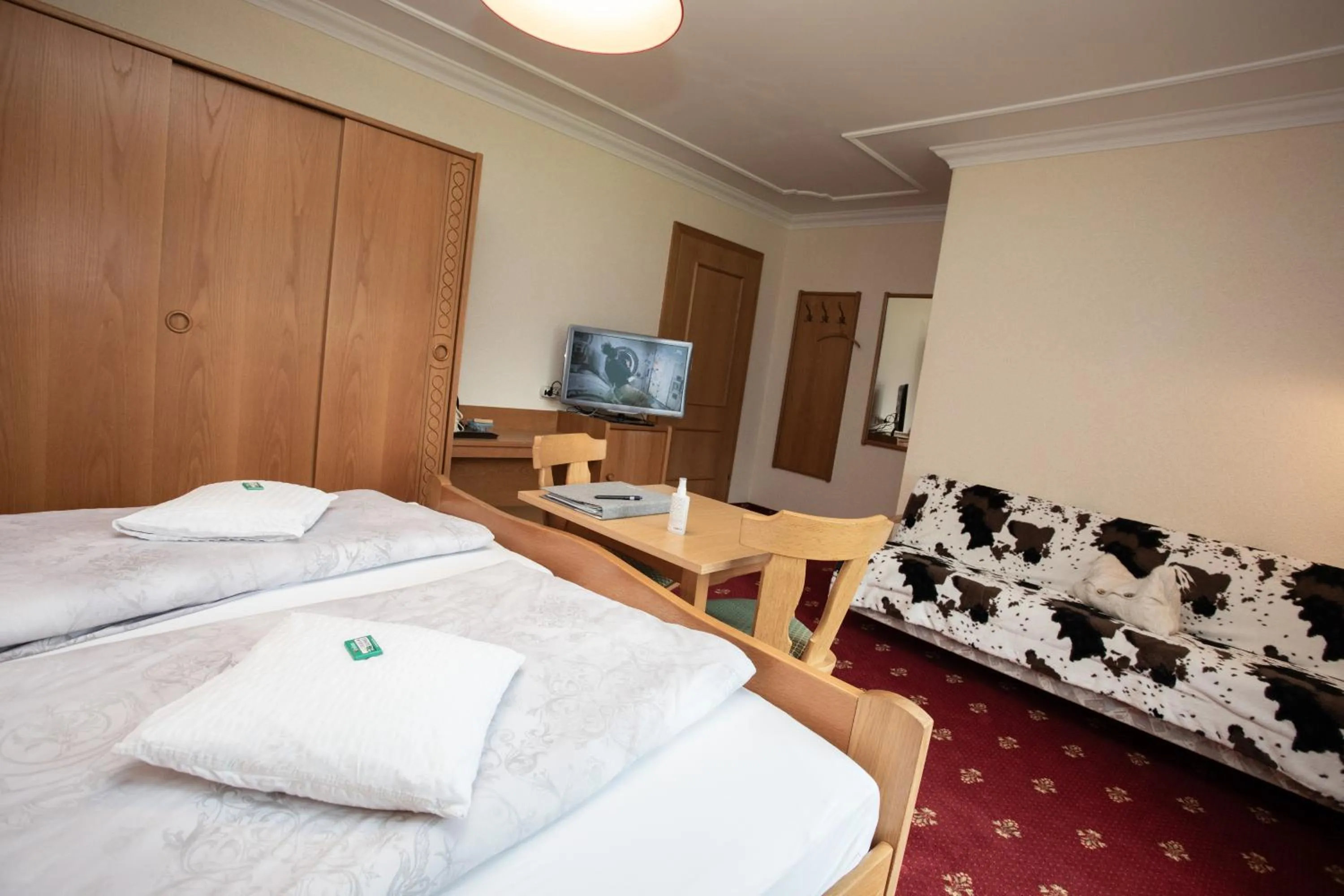 Photo of the whole room, Bed in Rosspointnerhof