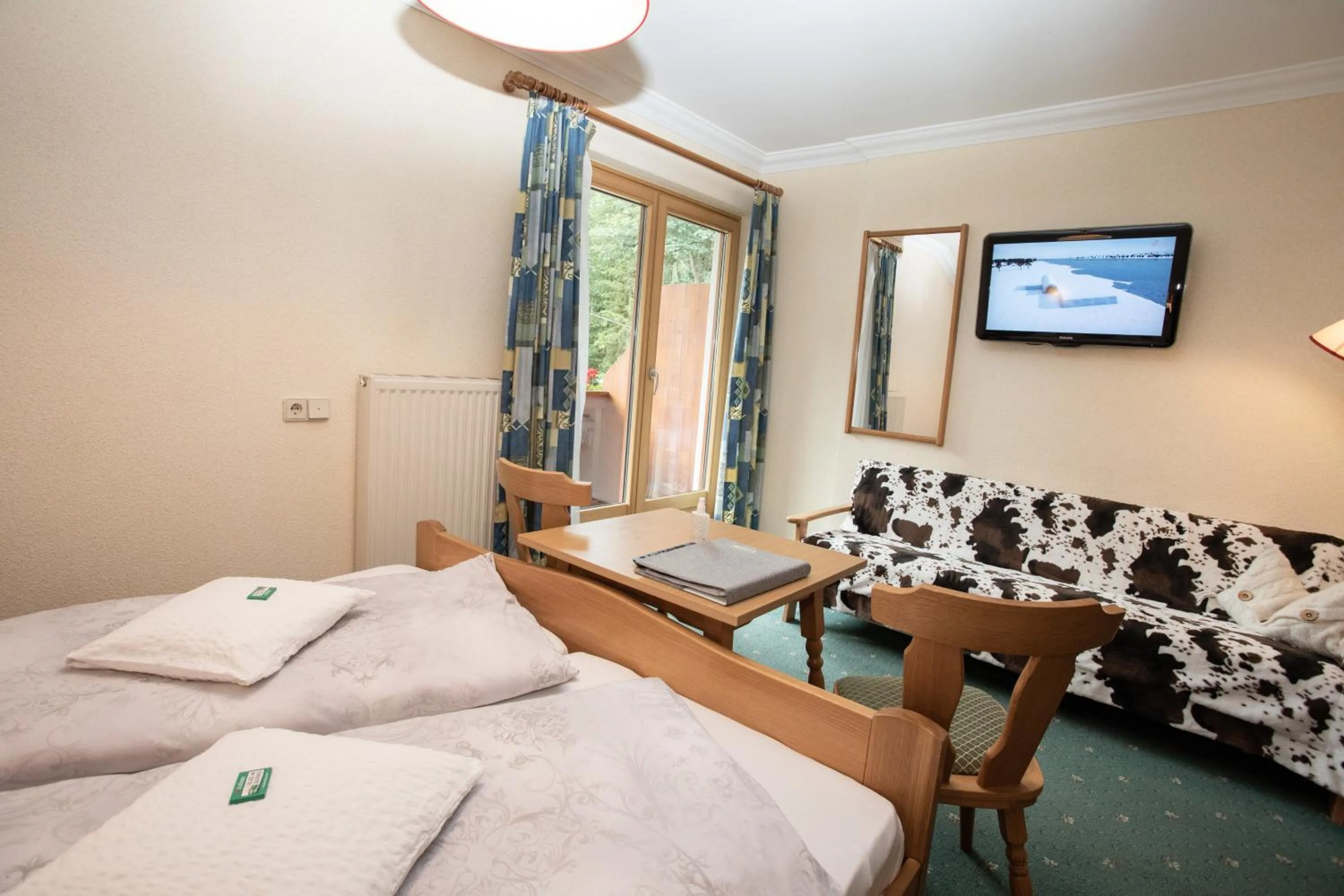 Photo of the whole room, Bed in Rosspointnerhof