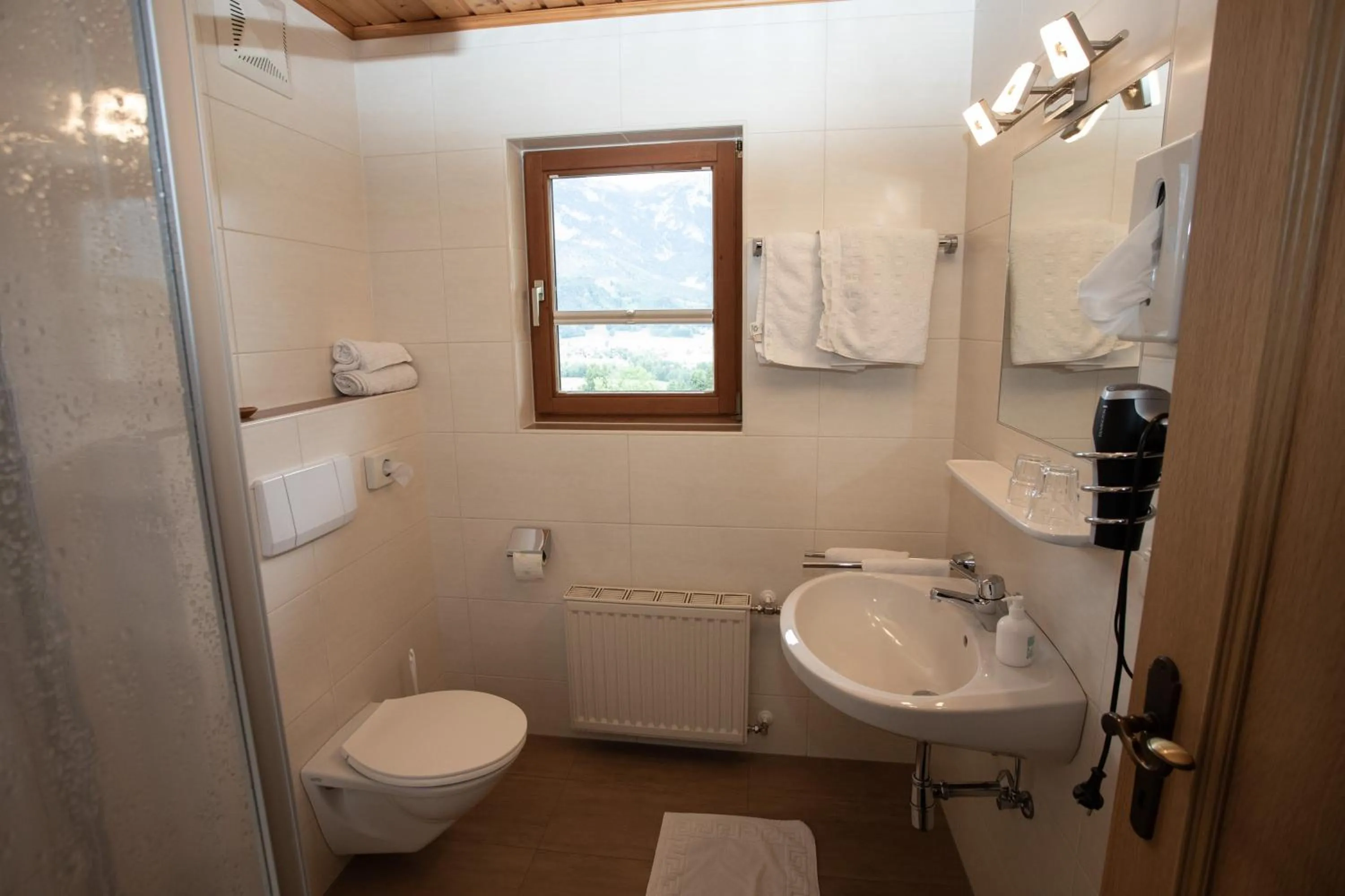 Bathroom in Rosspointnerhof