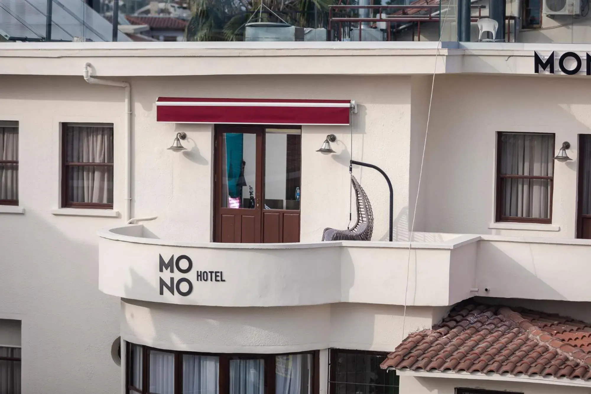 Property building in Mono Hotel Property building in Mono Hotel