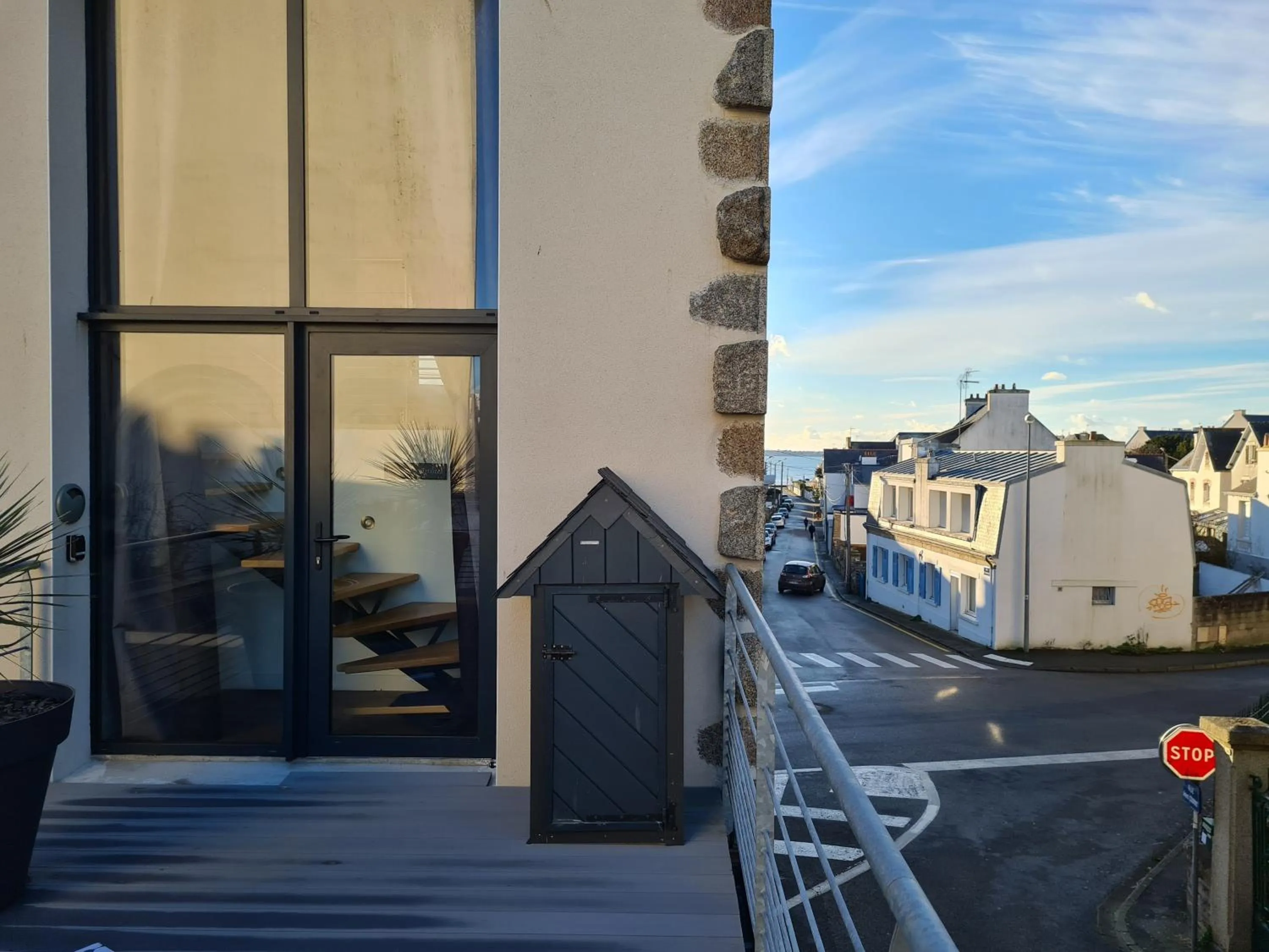 Property building in Les Suites de Bougainville