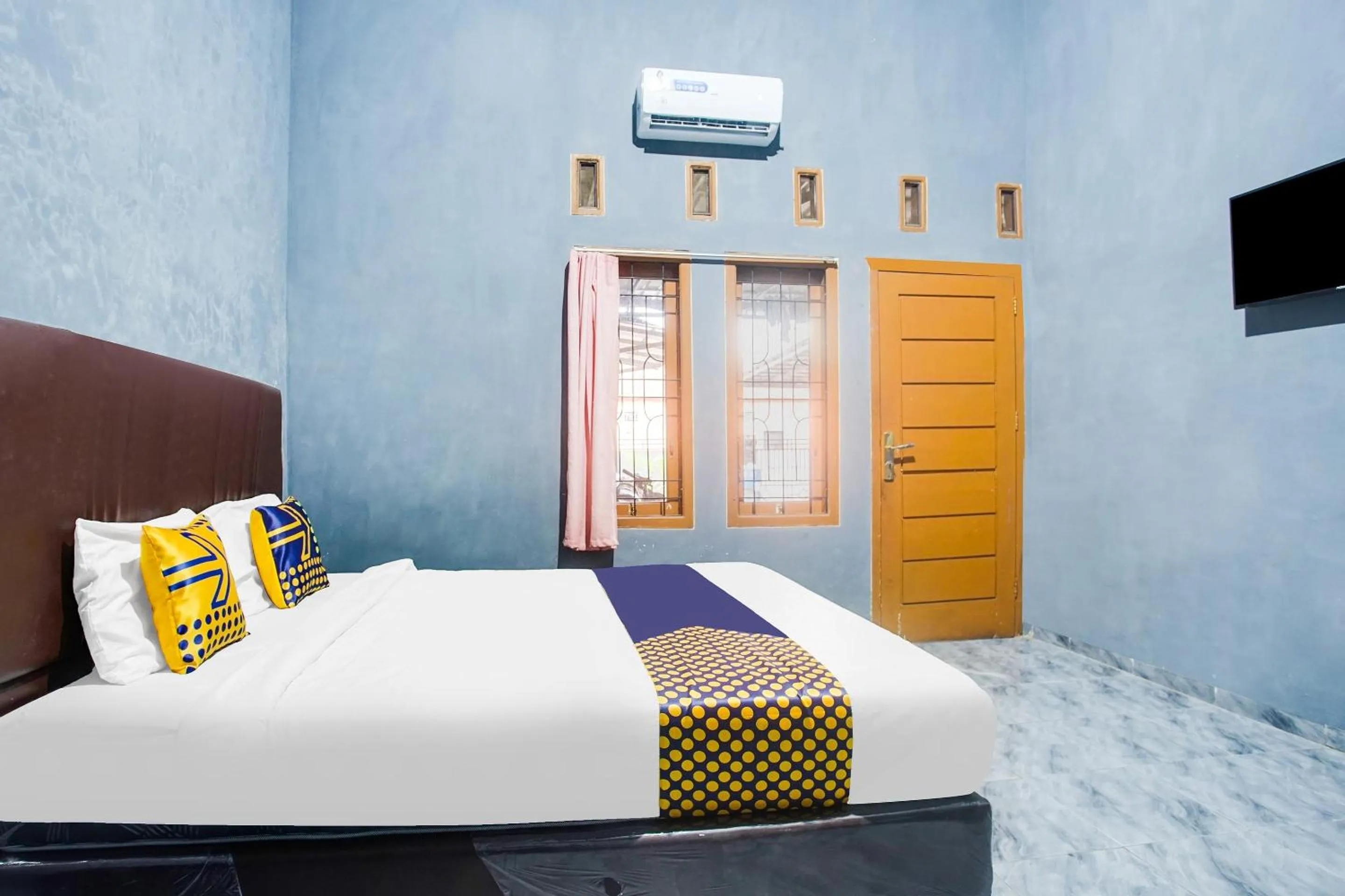 Bedroom, Bed in OYO Life 3005 Kost Rumaisha Syariah