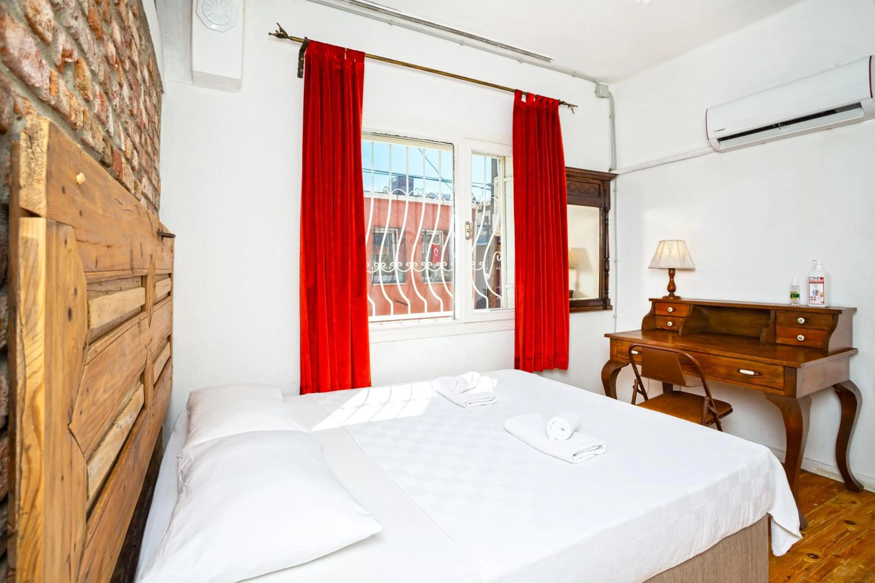 Bedroom, Bed in Iconic Stone Houses