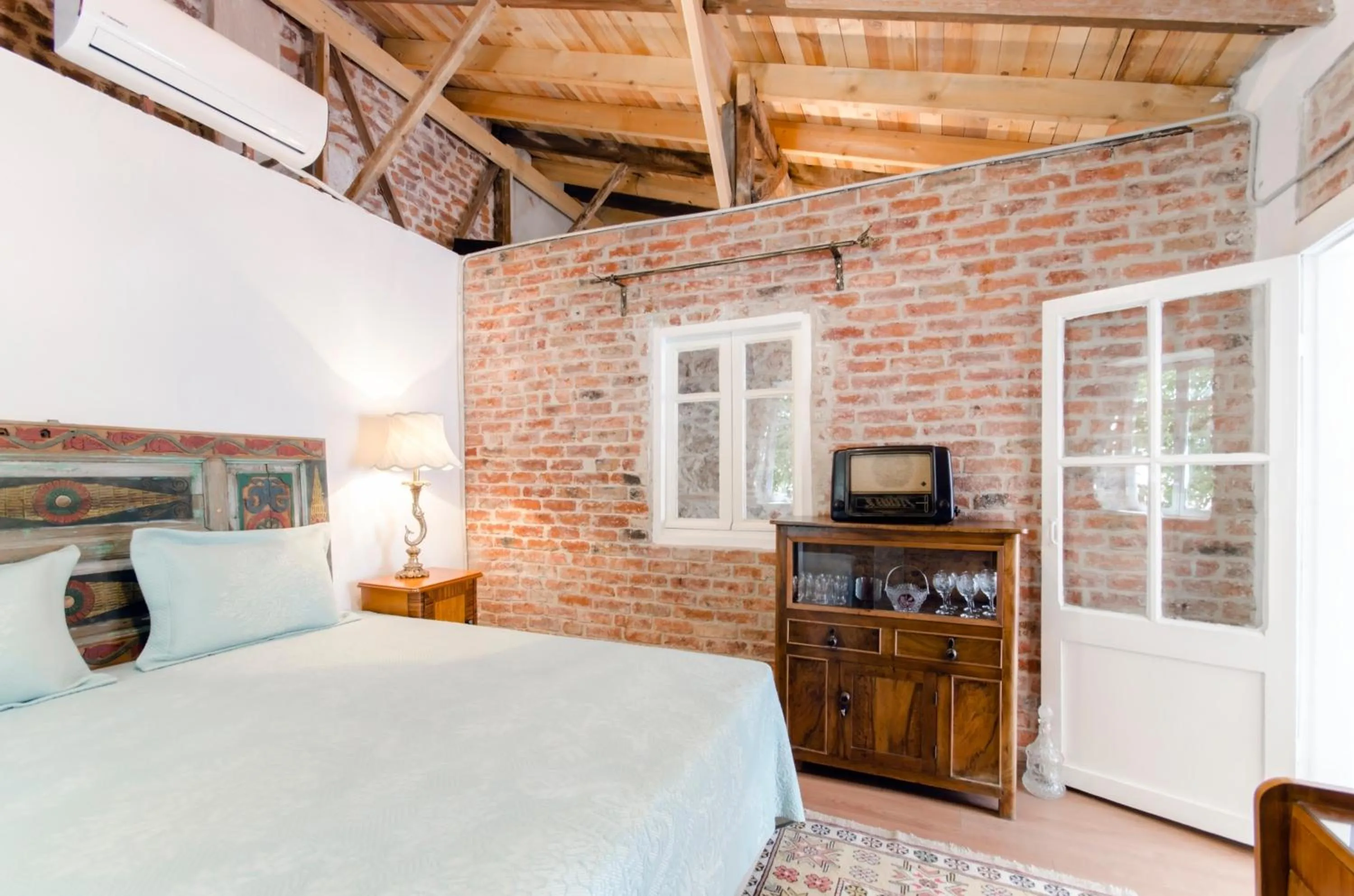 Bedroom, Bed in Iconic Stone Houses