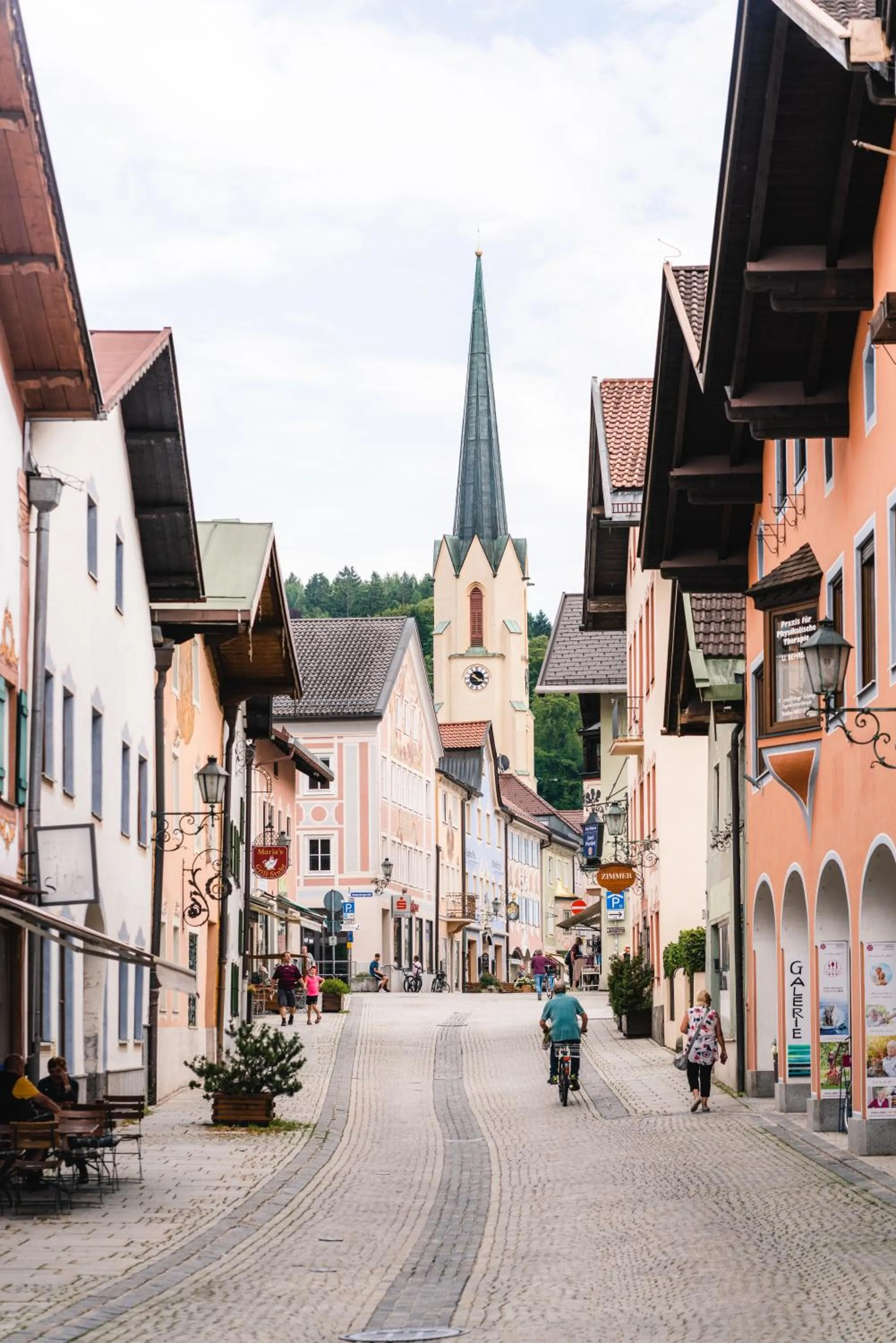 Neighbourhood in HENRI Country House Garmisch-Partenkirchen