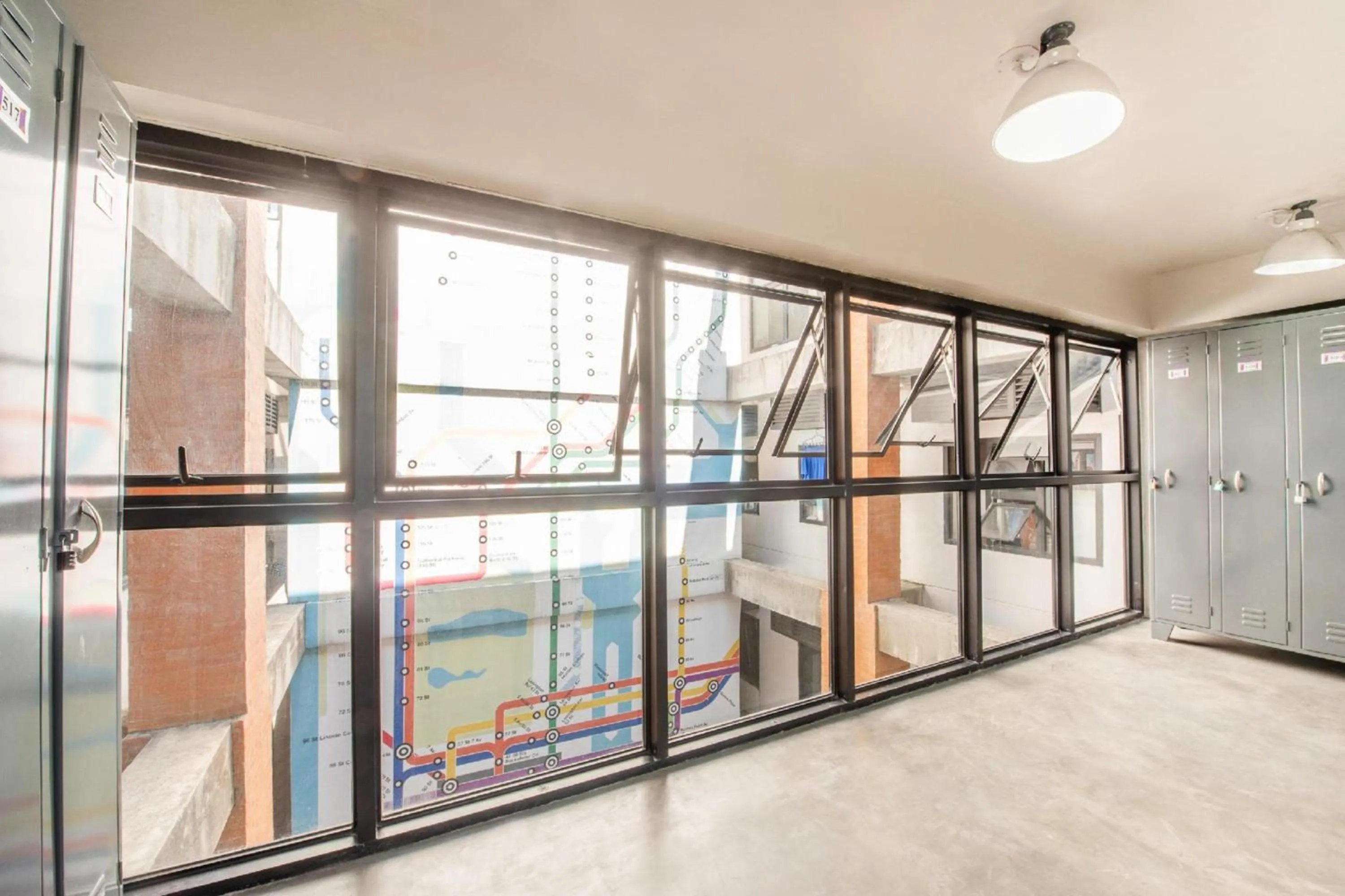 microwave in OYO 563 Mytown New York