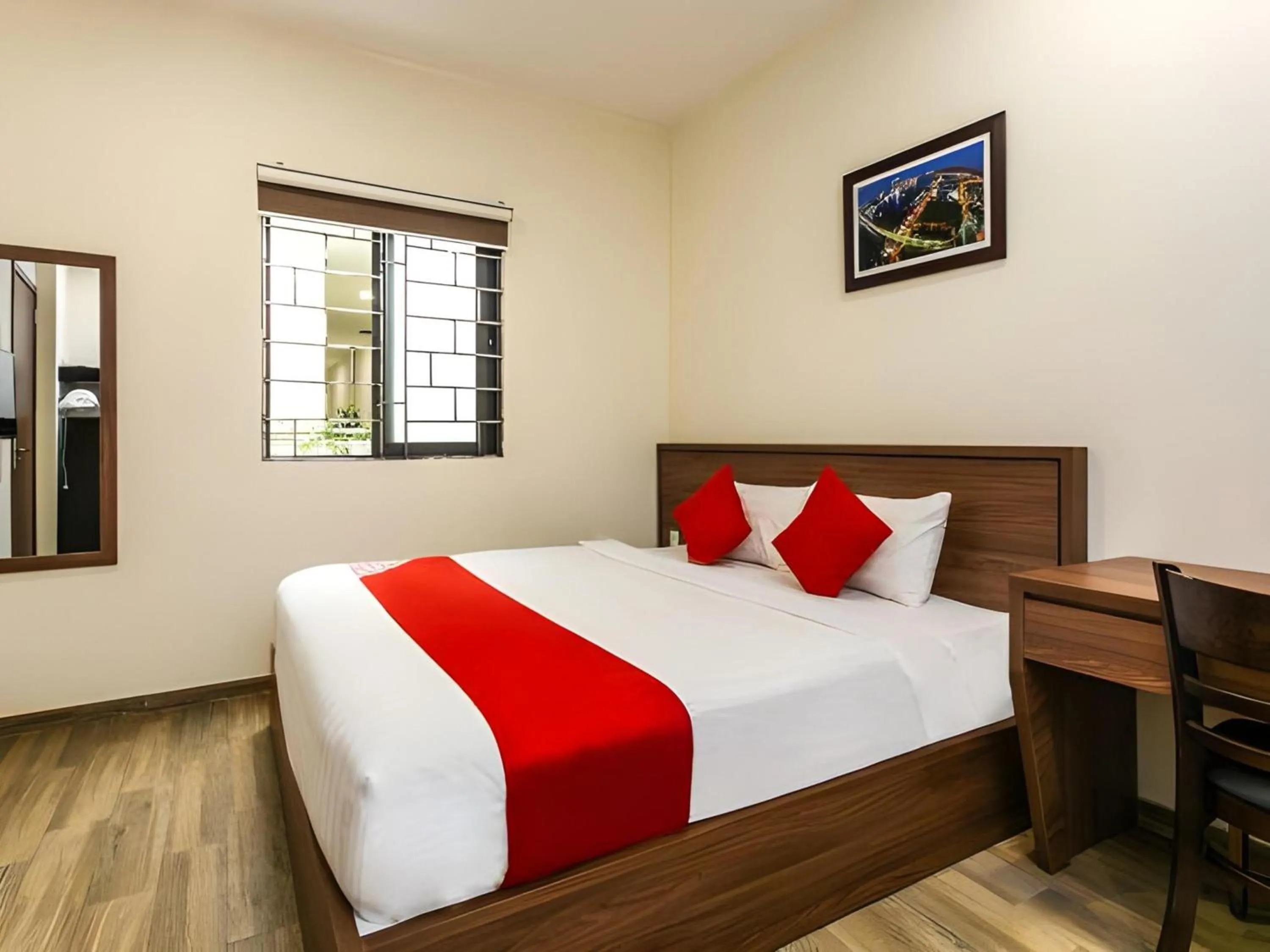 Photo of the whole room in OYO 563 Mytown New York