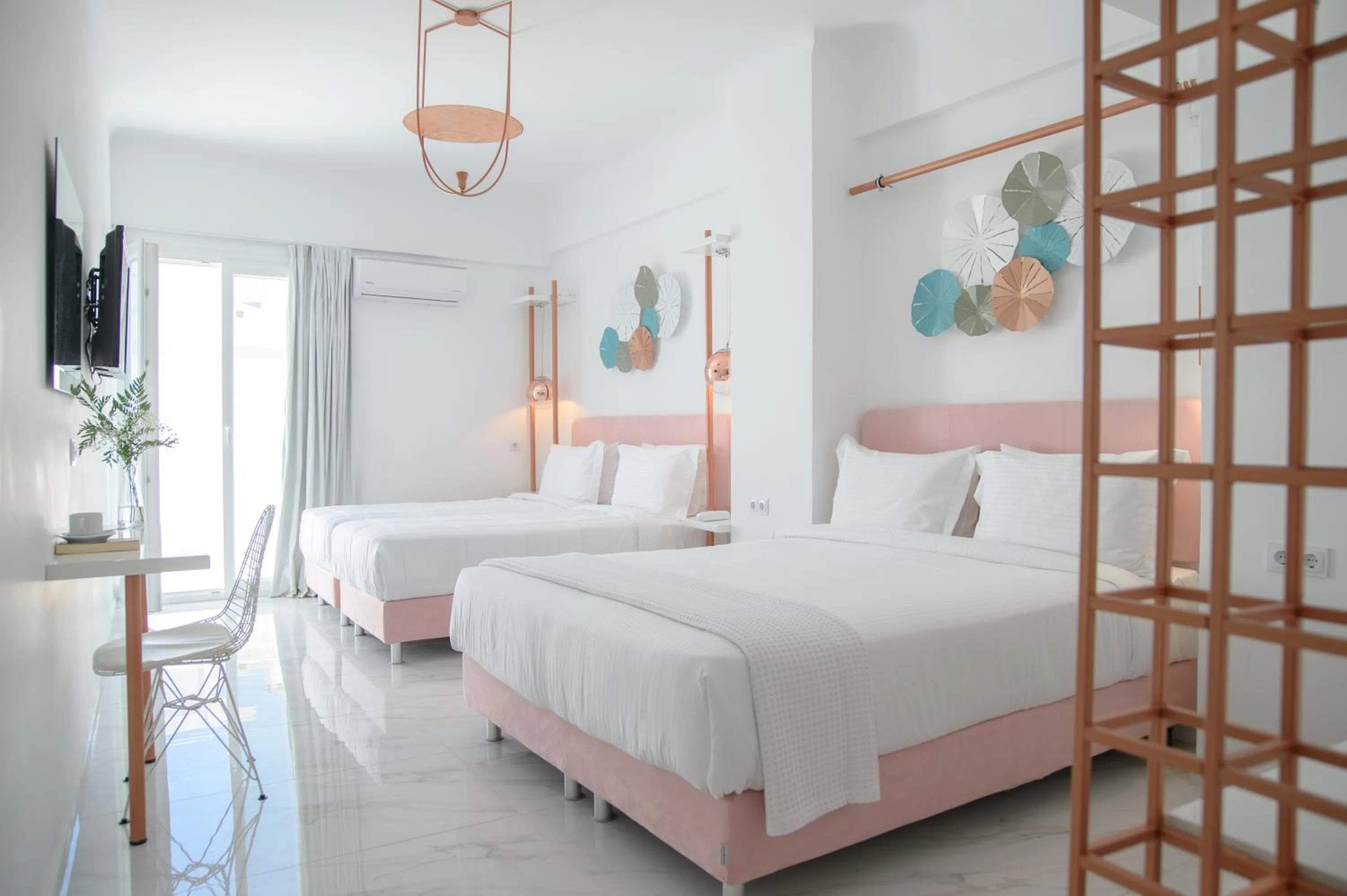 Family City View in Nama Hotel Tinos
