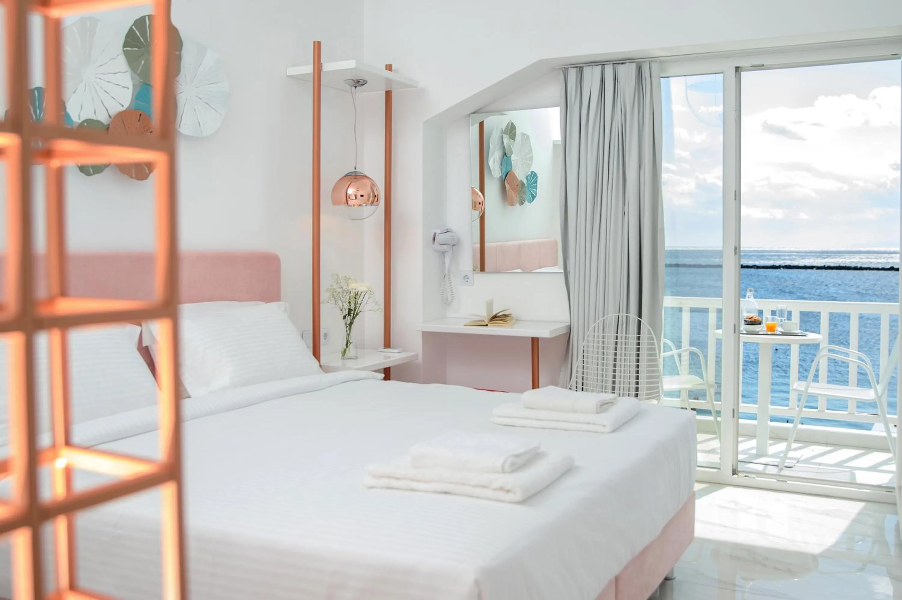 Nama Hotel Tinos