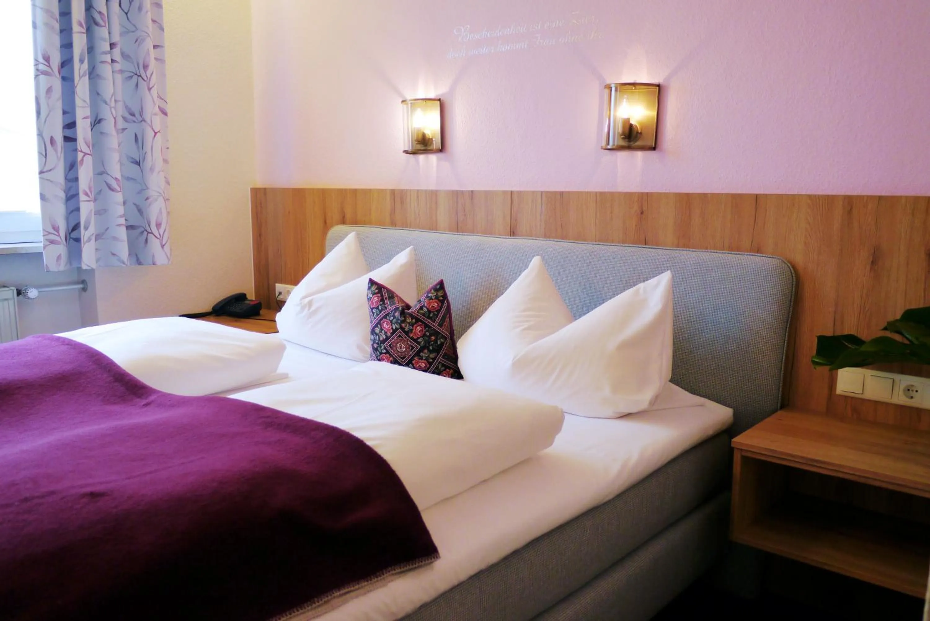 Photo of the whole room, Bed in Hotel Grader