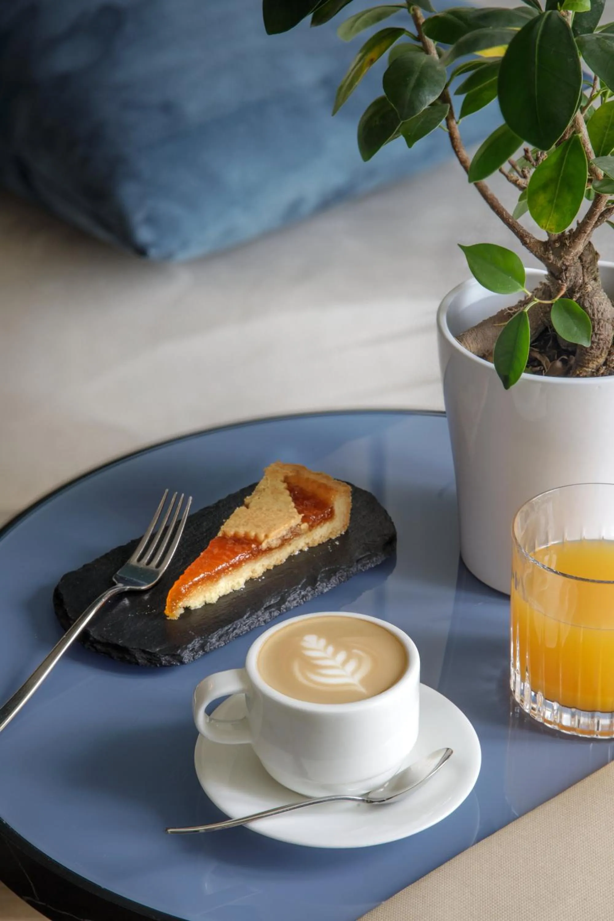 Food and drinks in Hotel St Martin by OMNIA hotels