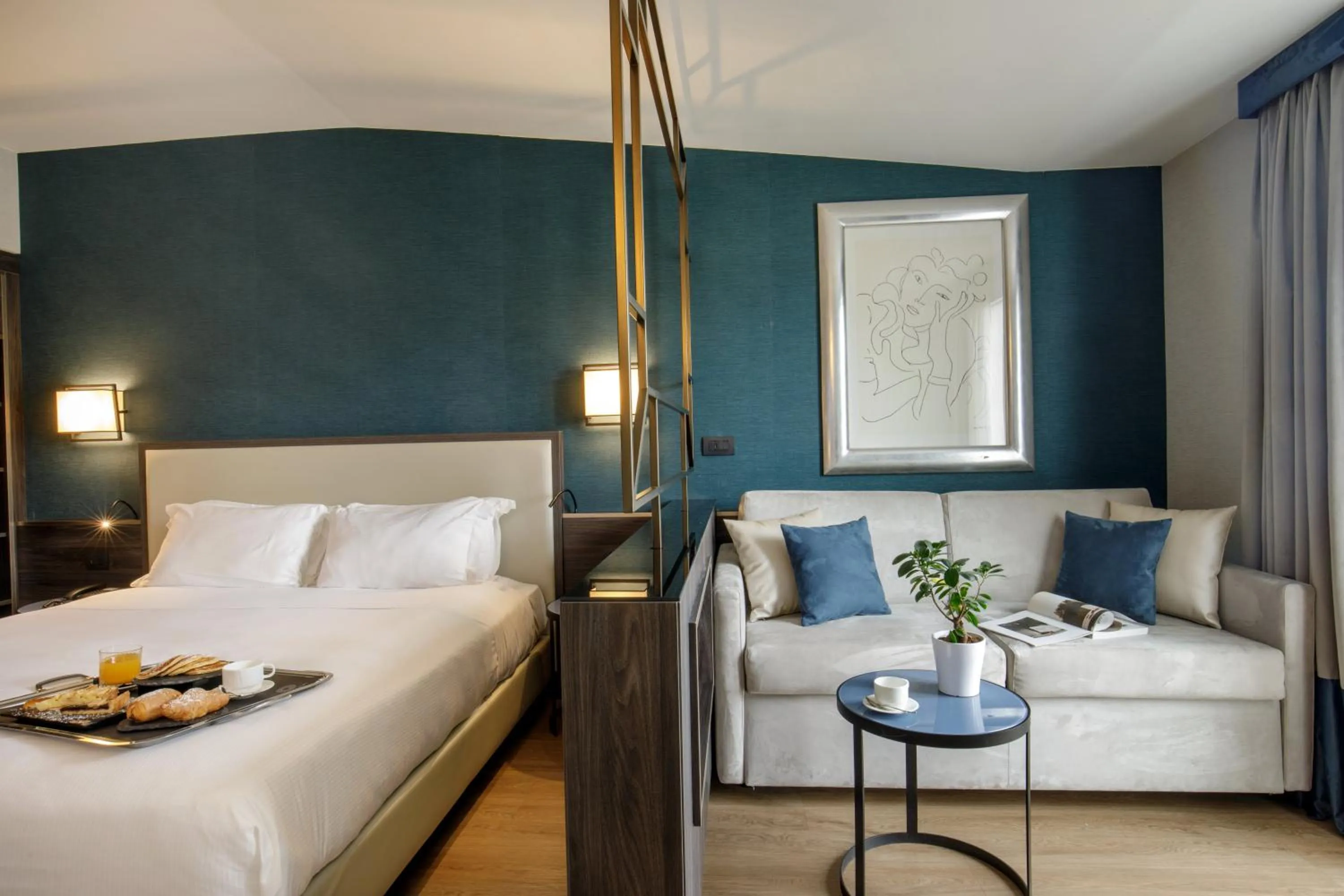 Bed in Hotel St Martin by OMNIA hotels