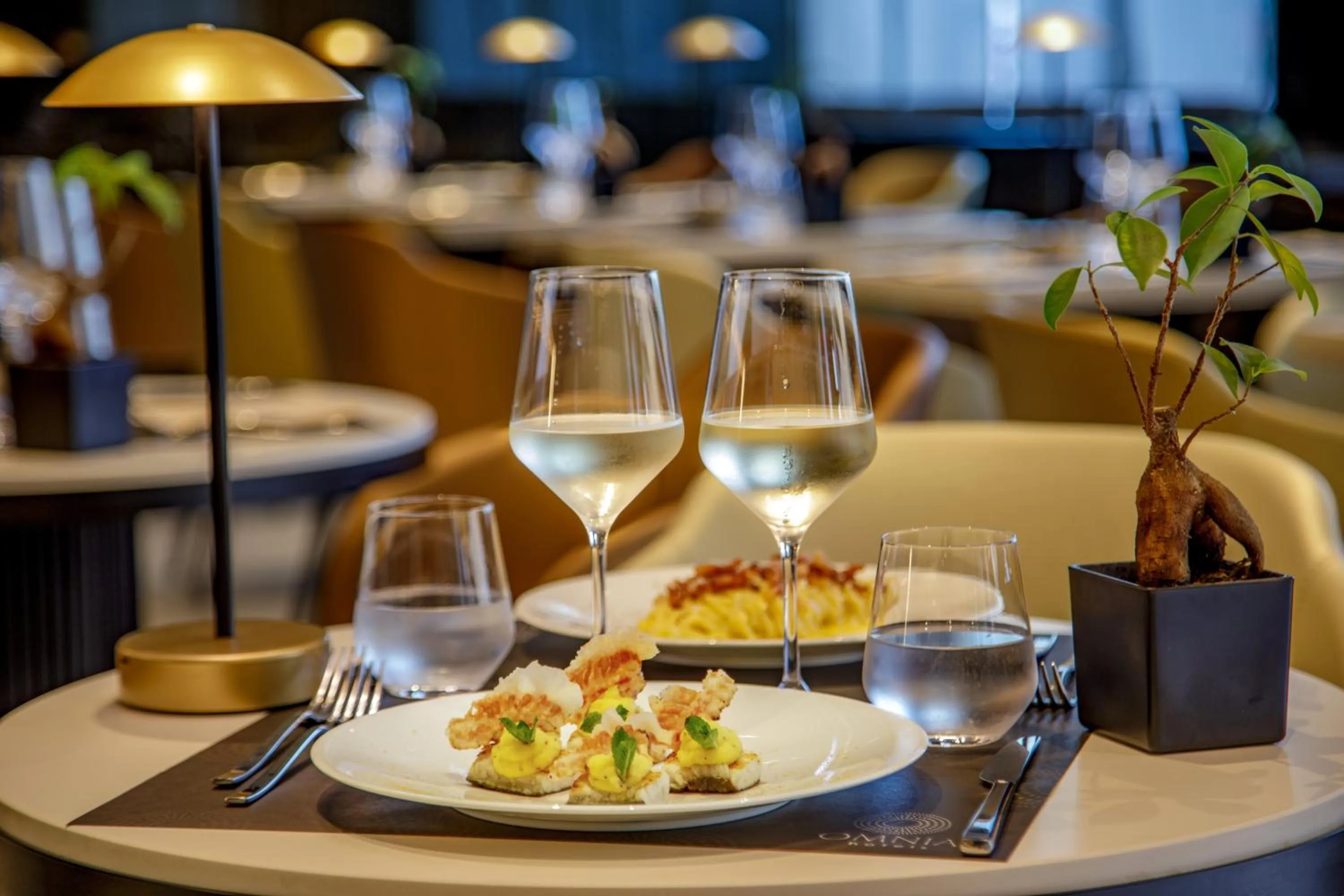 Restaurant/places to eat in Hotel St Martin by OMNIA hotels