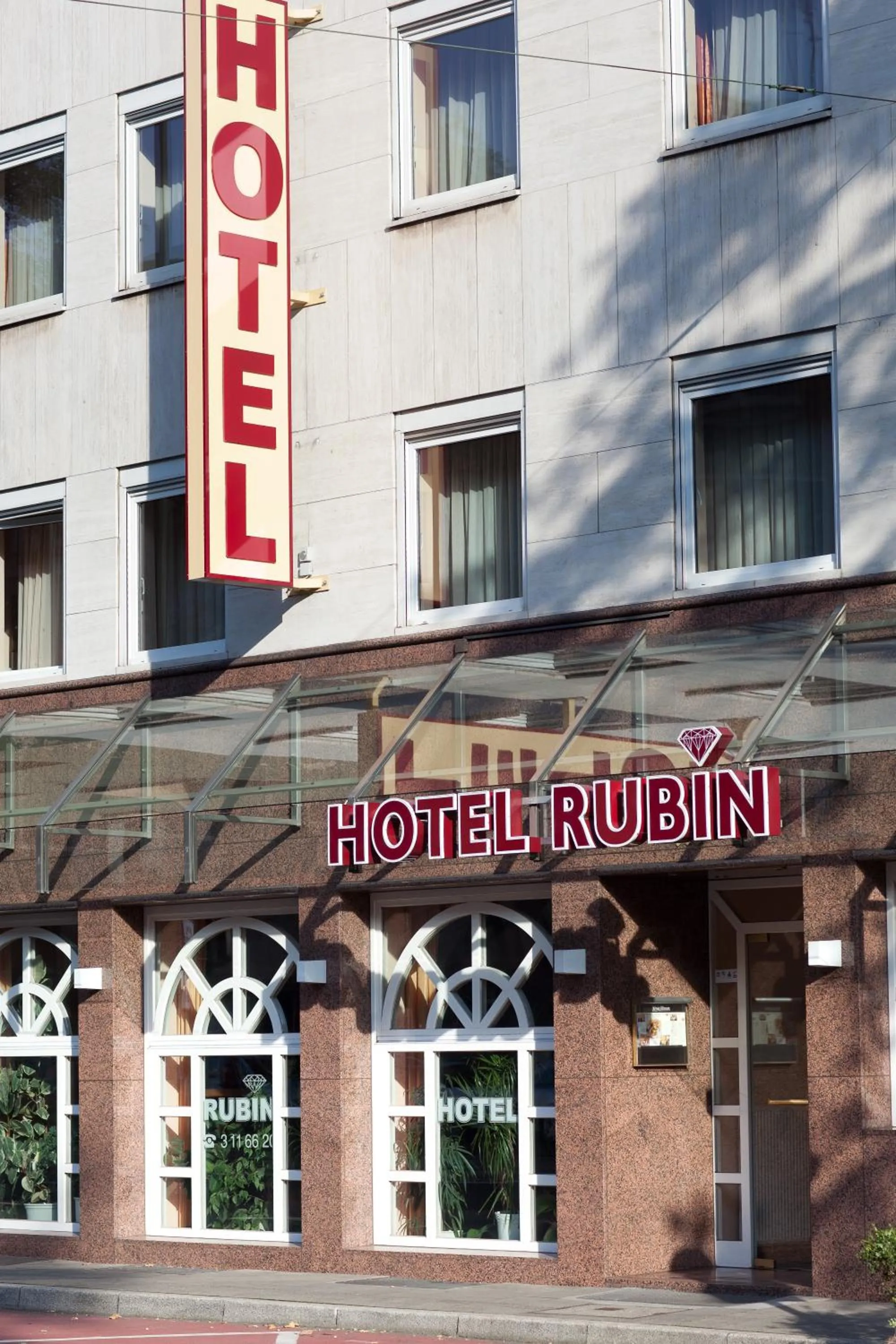 Facade/entrance in Hotel Rubin