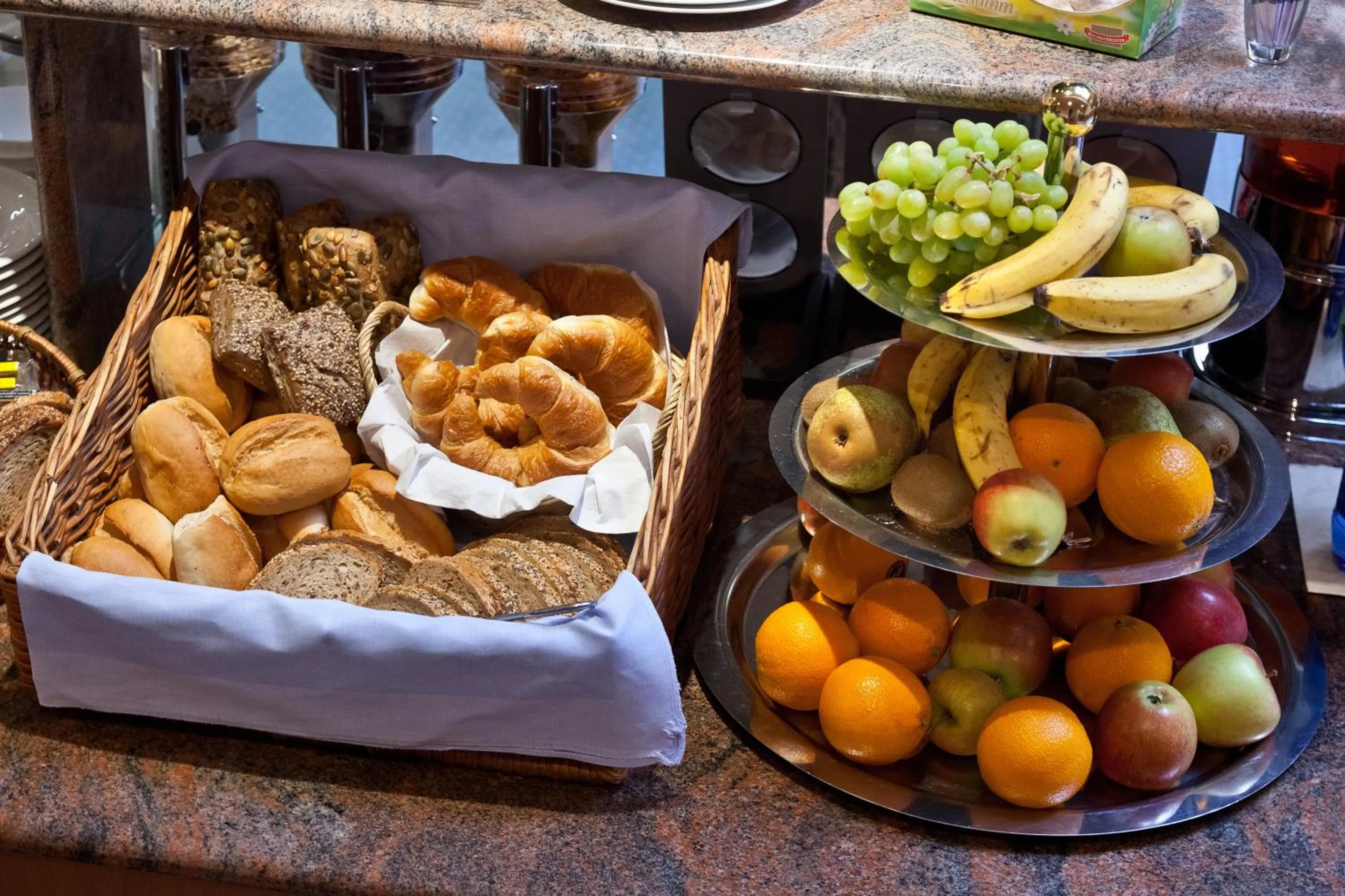 Food and drinks in Hotel Rubin