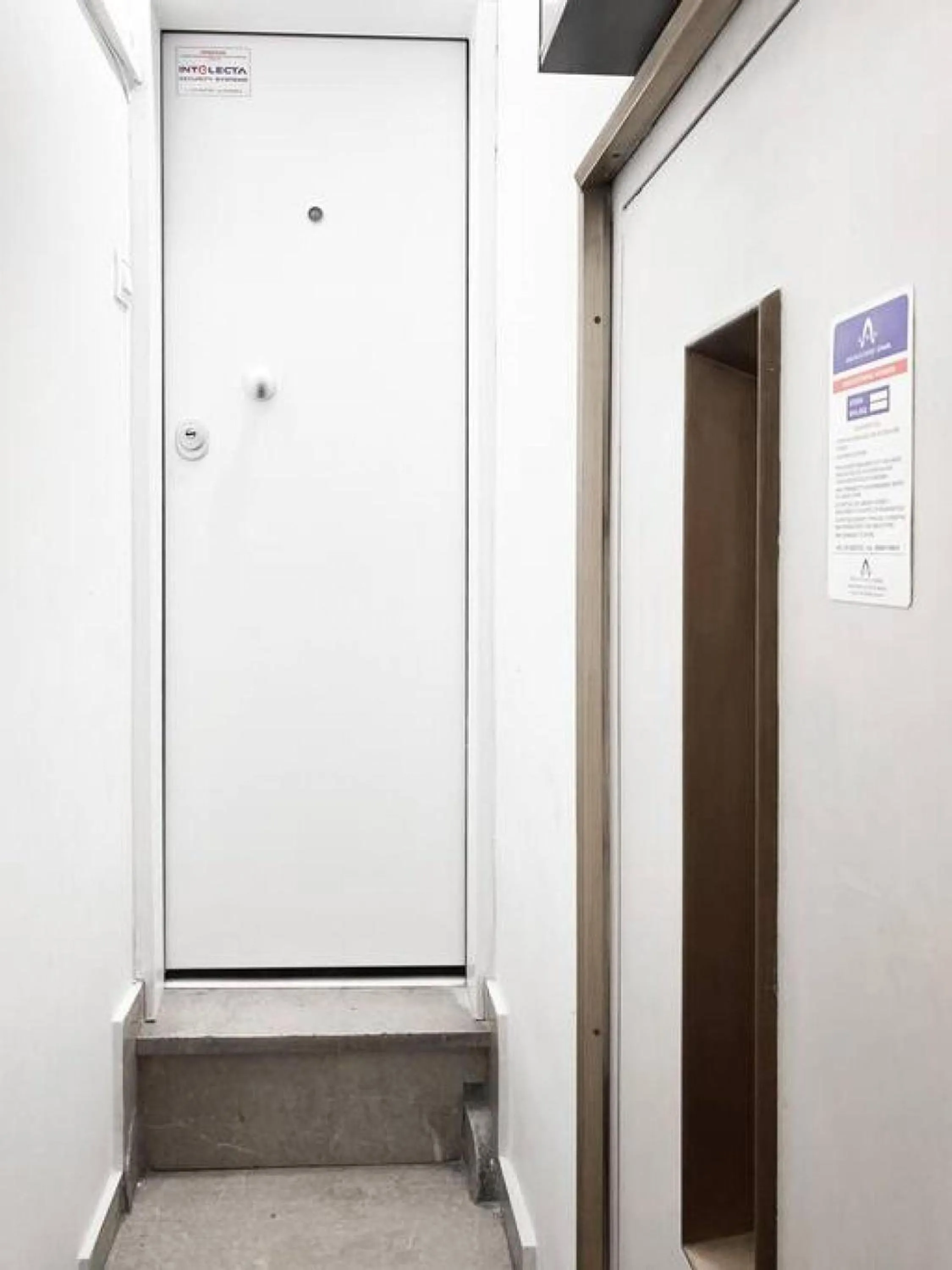 Exclusive New Modern Apartment at Syntagma Square