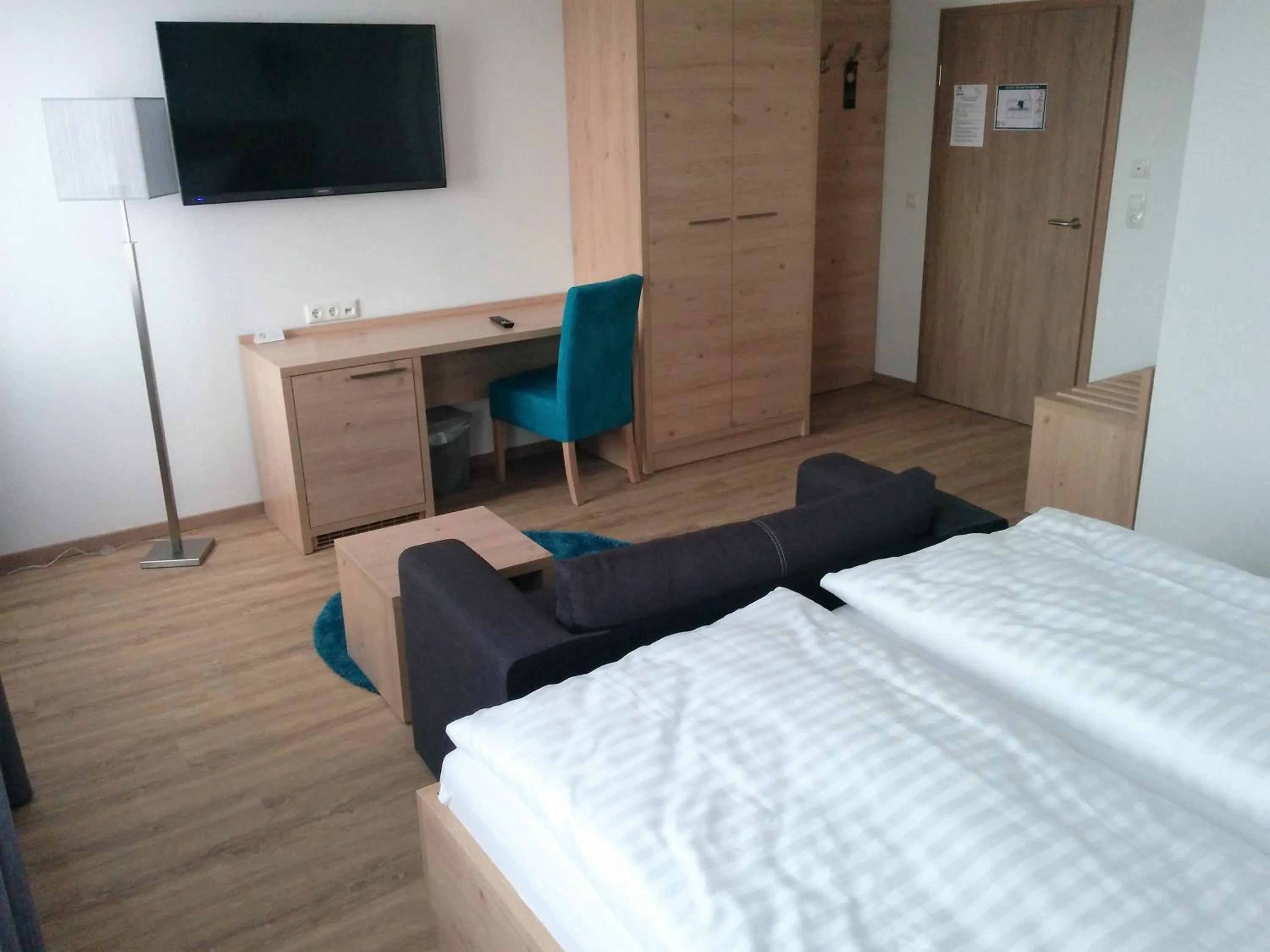 Photo of the whole room, Bed in Hotel - Stadtvilla Central