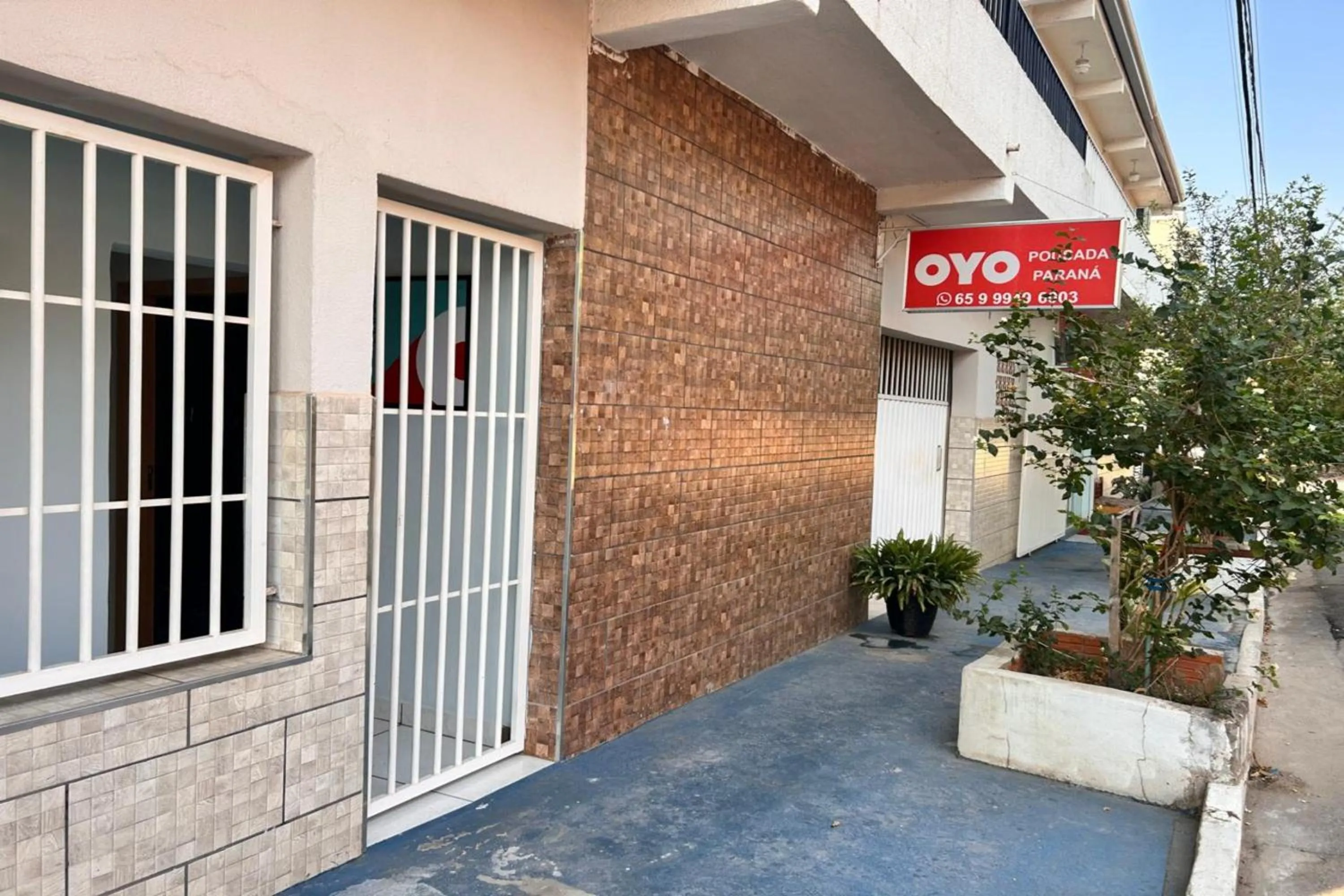 Property building in OYO Pousada Paraná, Cuiabá