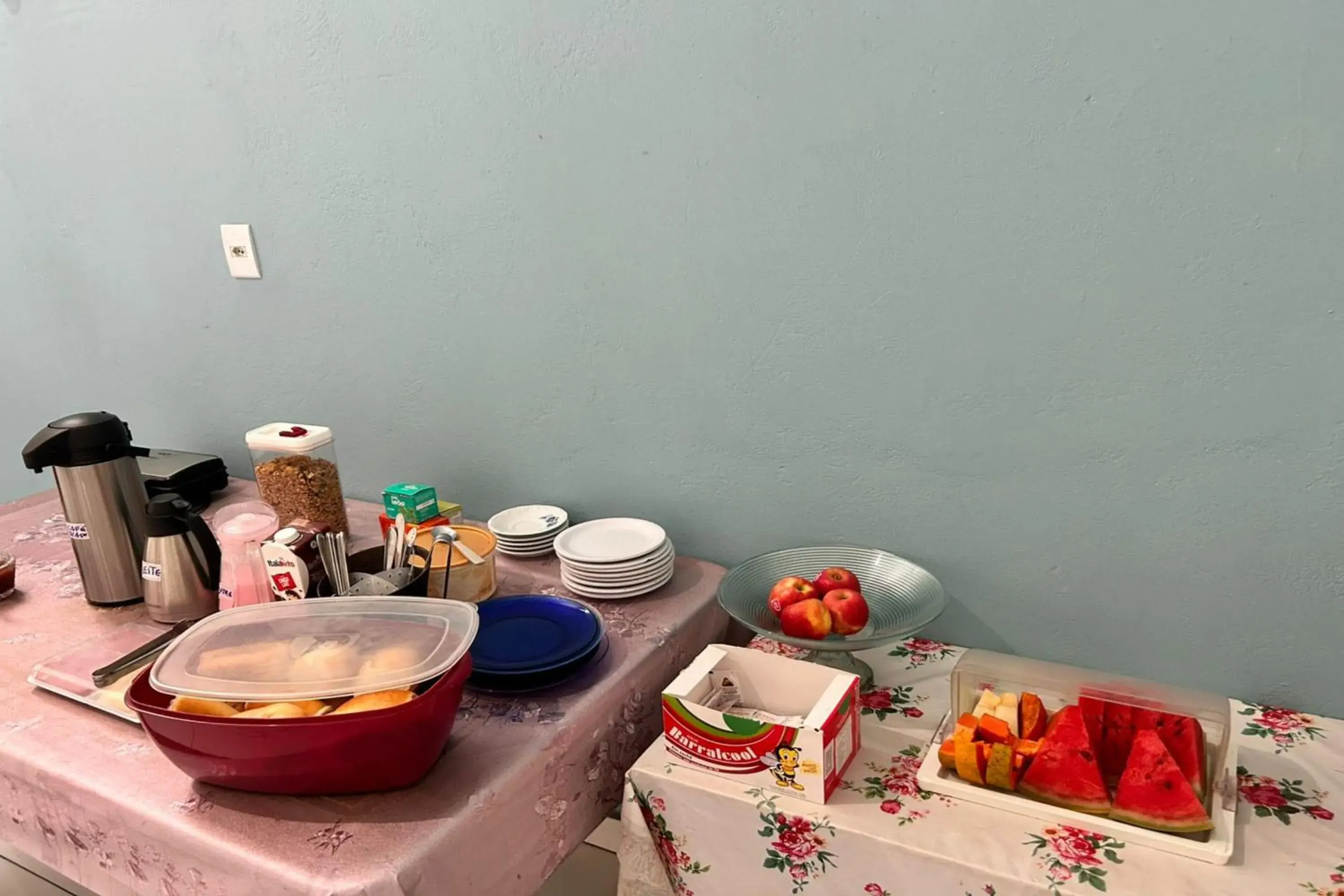 Restaurant/places to eat in OYO Pousada Paraná, Cuiabá Restaurant/places to eat in OYO Pousada Paraná, Cuiabá