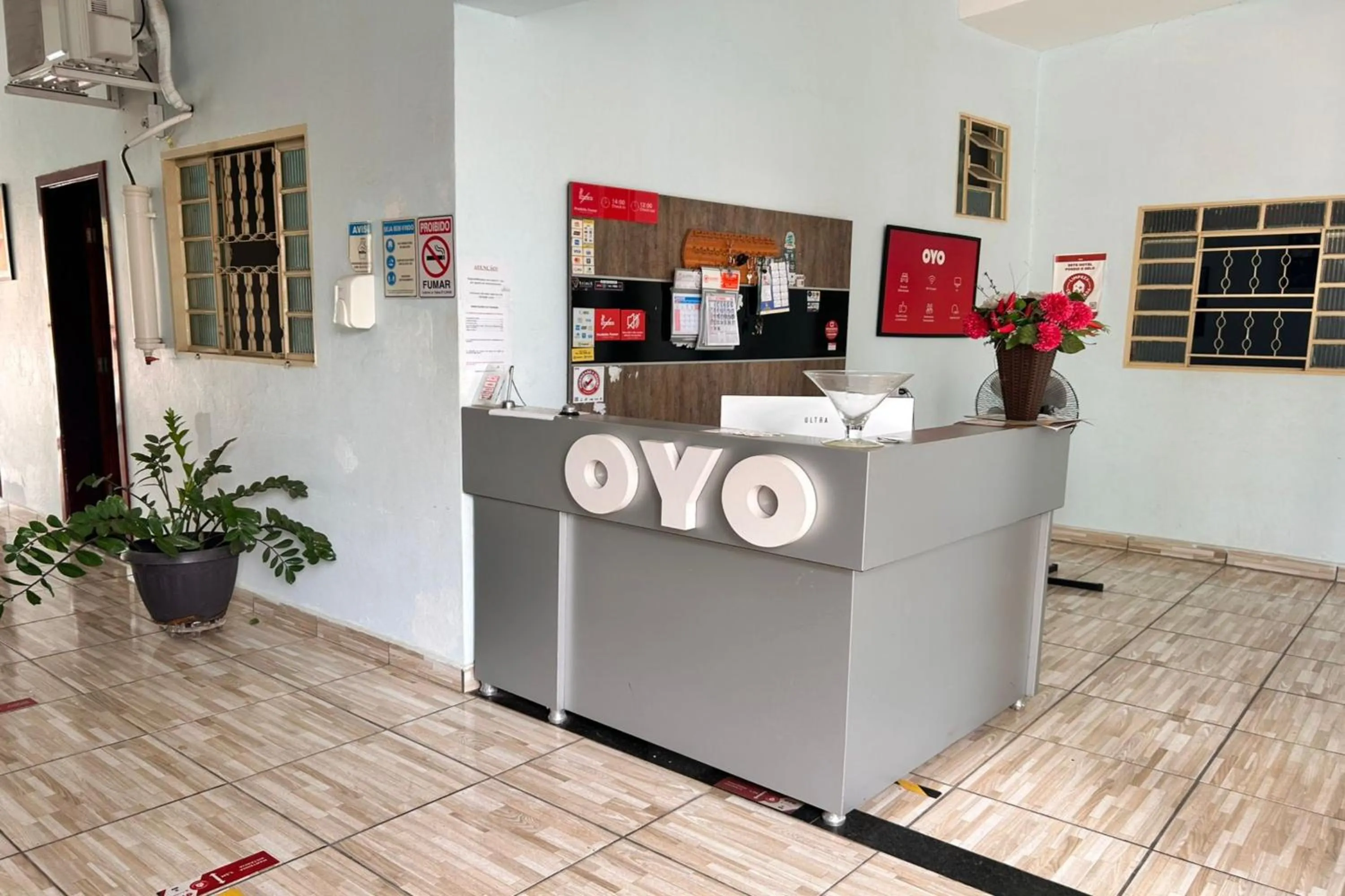 Lobby or reception in OYO Pousada Paraná, Cuiabá