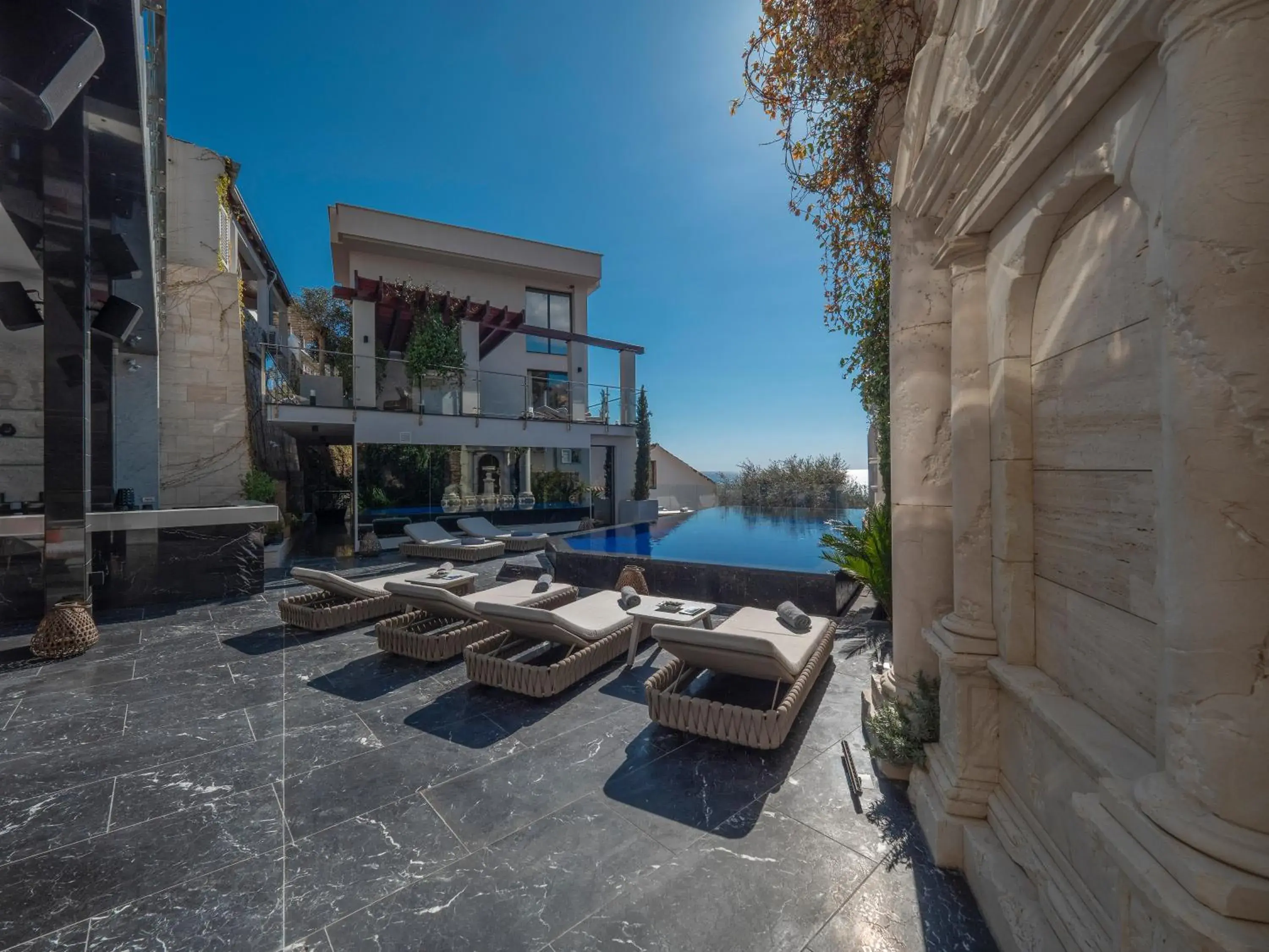 Swimming pool in Villa Geba Boutique Hotel Swimming pool in Villa Geba Boutique Hotel