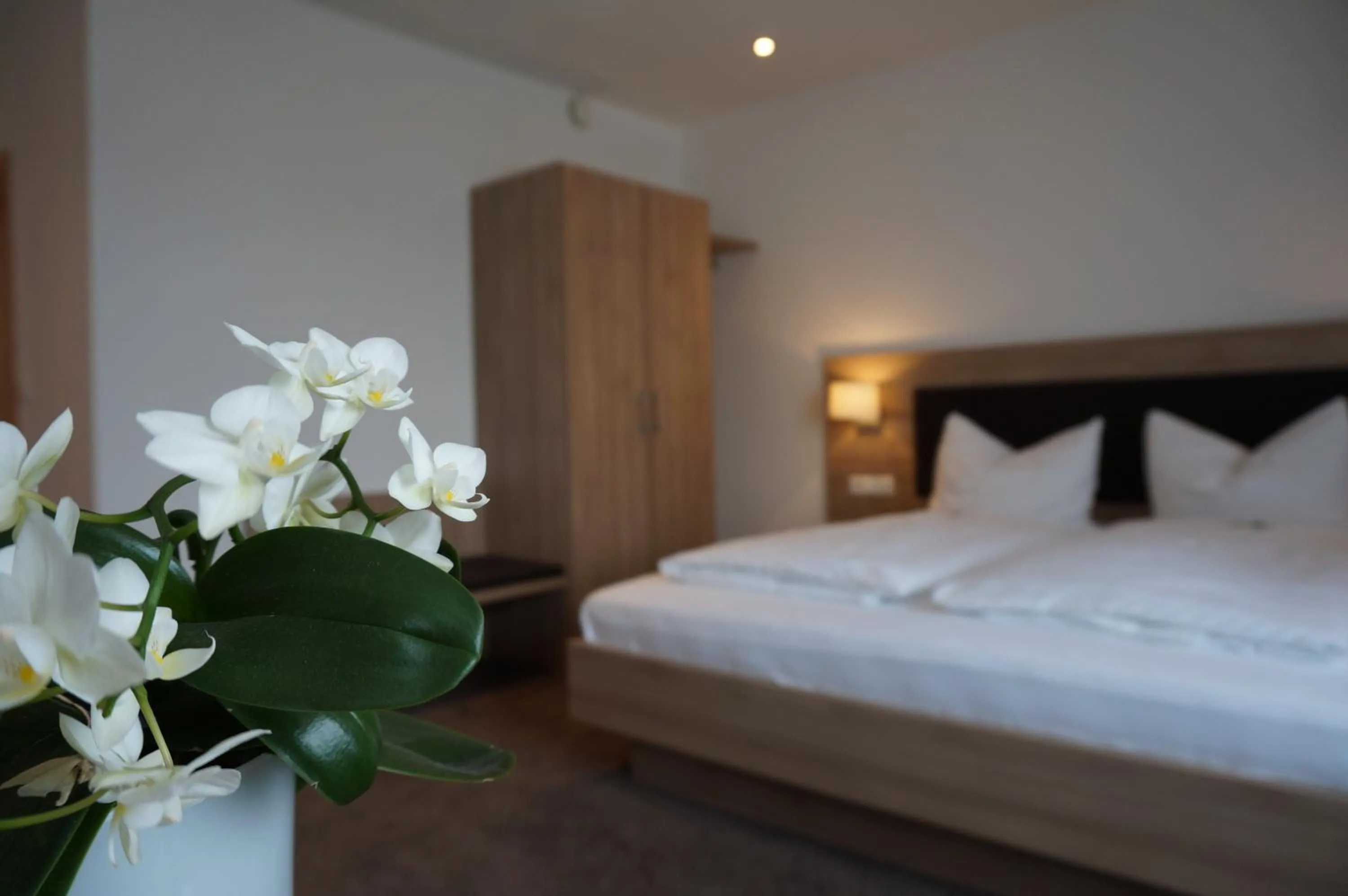 Photo of the whole room, Bed in Flair Hotel Grüner Baum