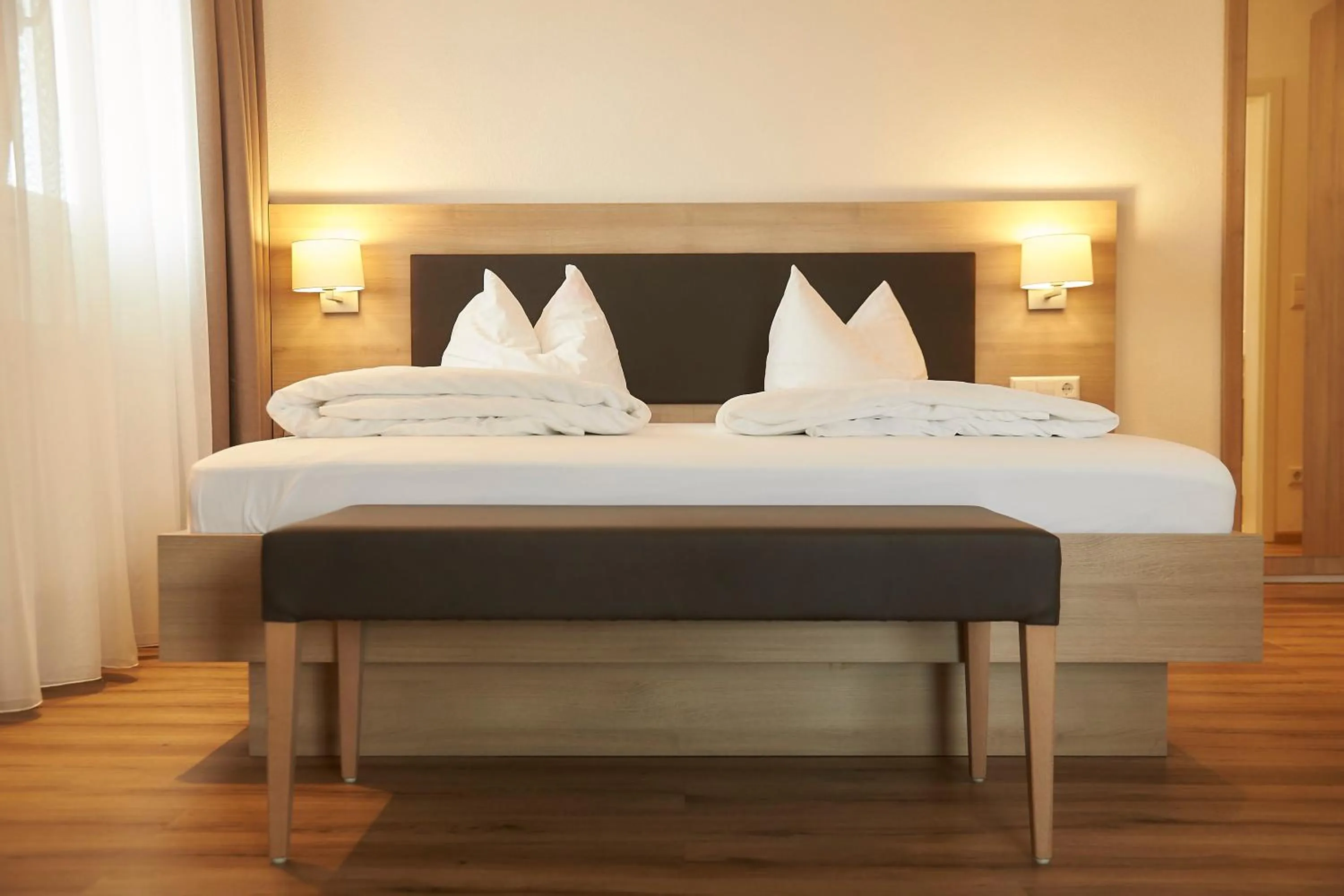 Photo of the whole room, Bed in Flair Hotel Grüner Baum