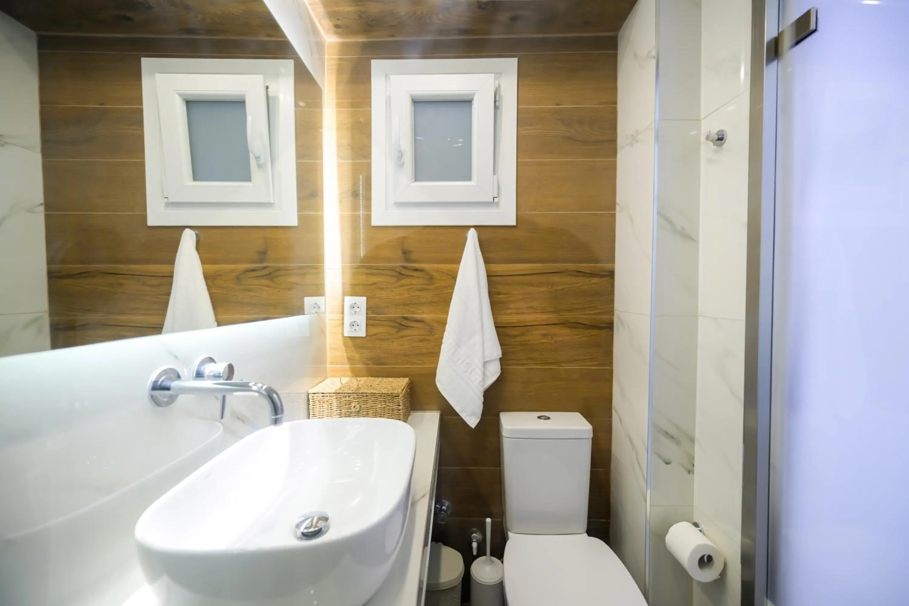 Bathroom in KORINA APART HOTEL KAVOS