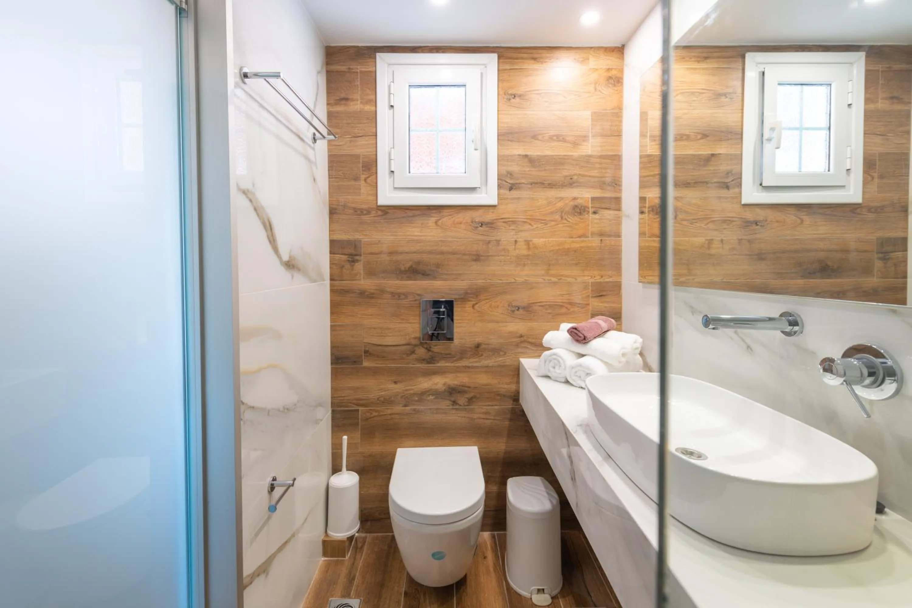 Bathroom in KORINA APART HOTEL KAVOS