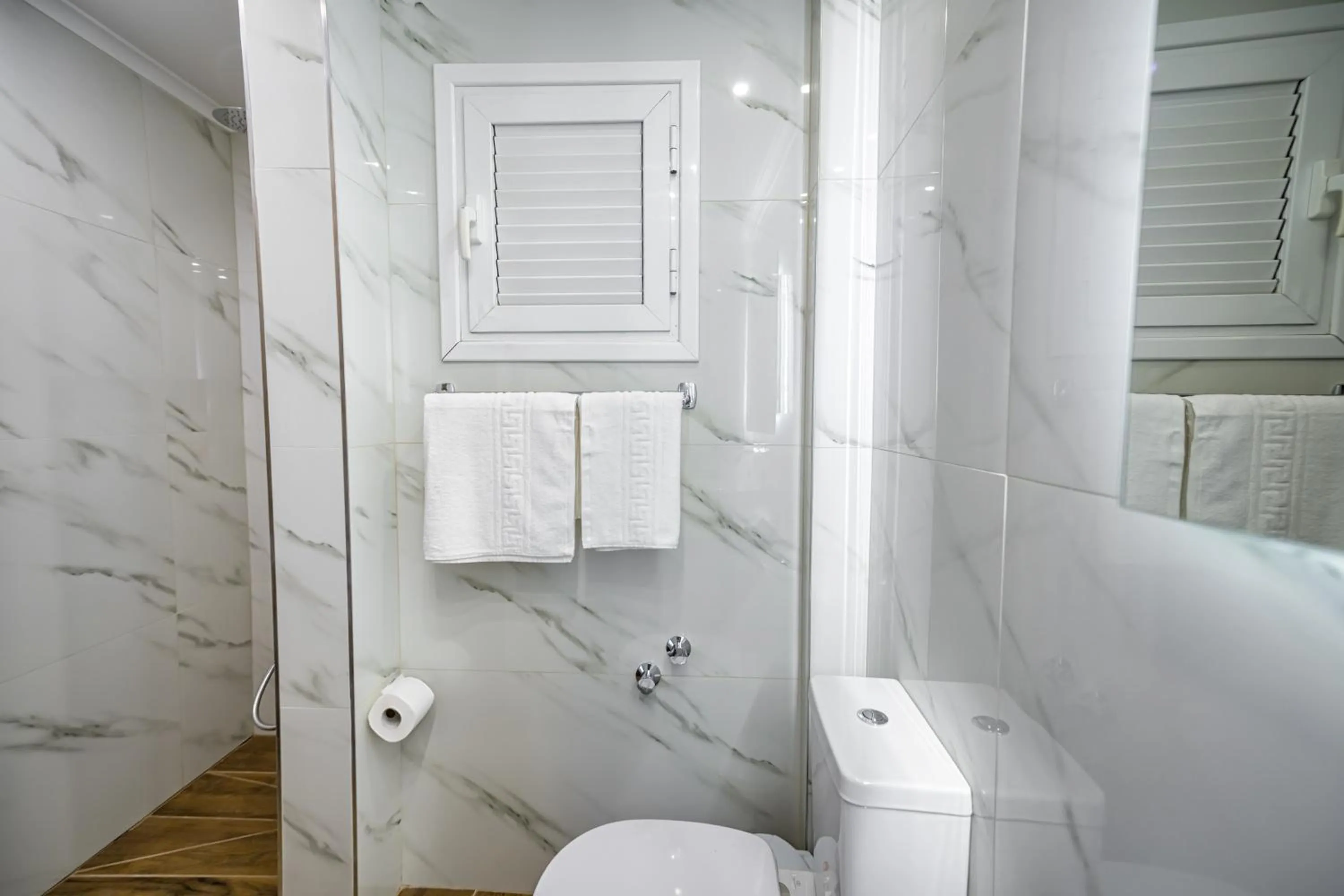 Bathroom in KORINA APART HOTEL KAVOS