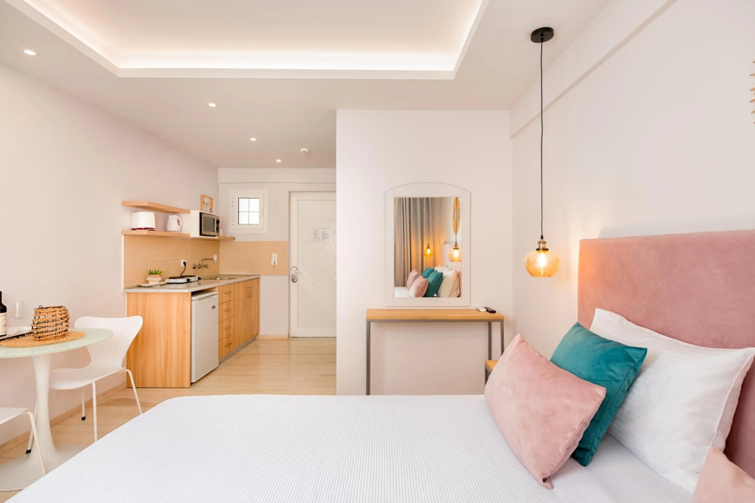 Photo of the whole room, Bed in KORINA APART HOTEL KAVOS