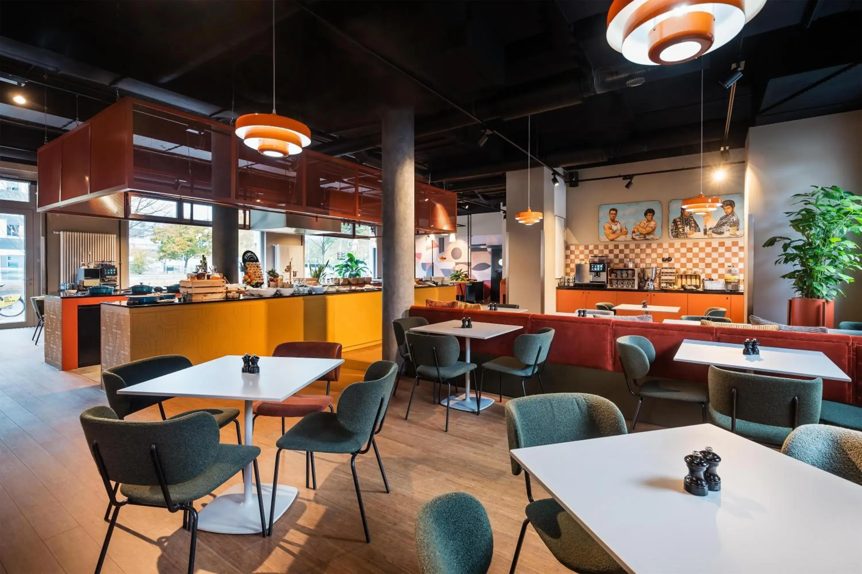 Restaurant/places to eat in Me and All Hotel Berlin East Side, by Hyatt Restaurant/places to eat in Me and All Hotel Berlin East Side, by Hyatt