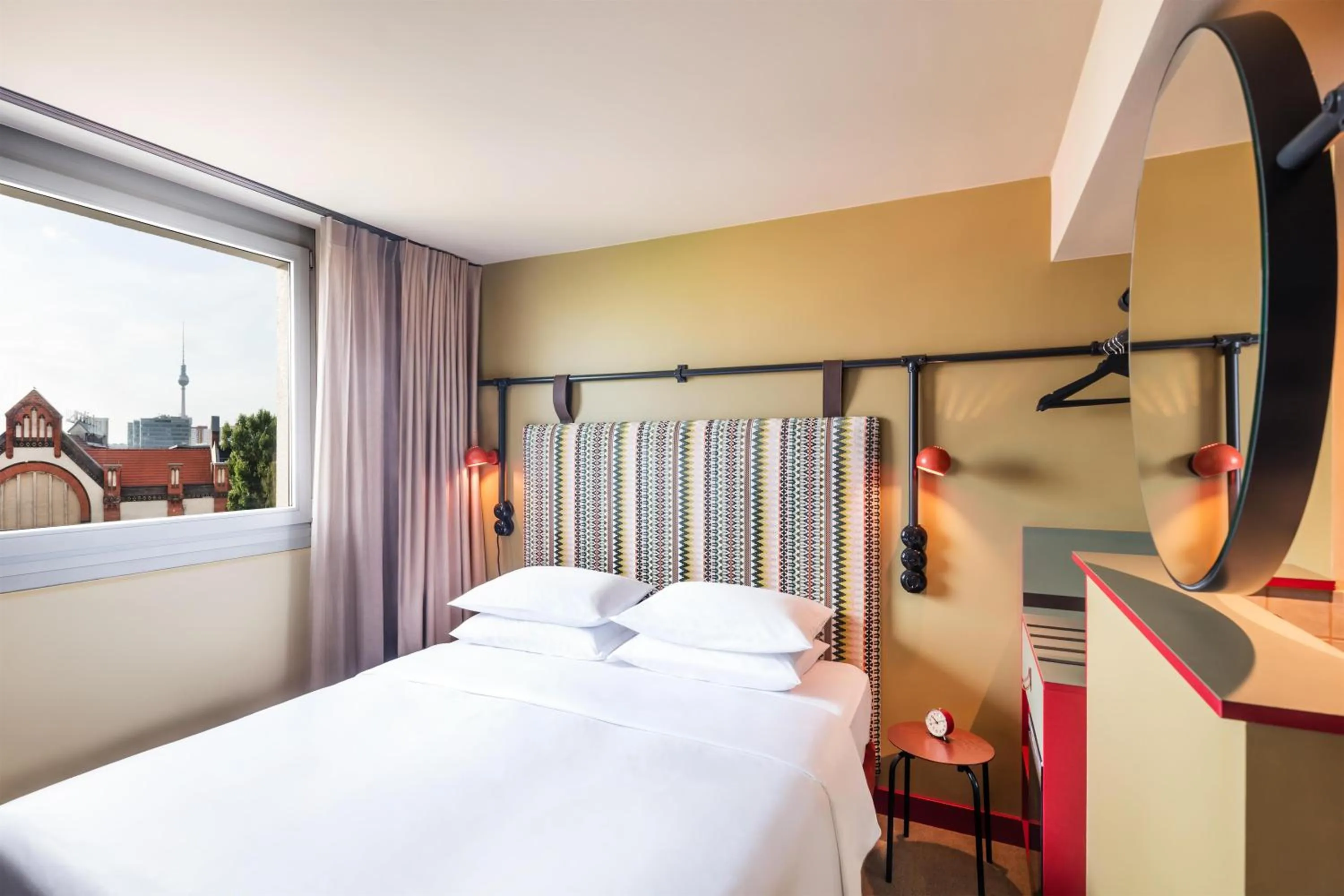 Bedroom, Bed in Me and All Hotel Berlin East Side, by Hyatt - NEW OPENING