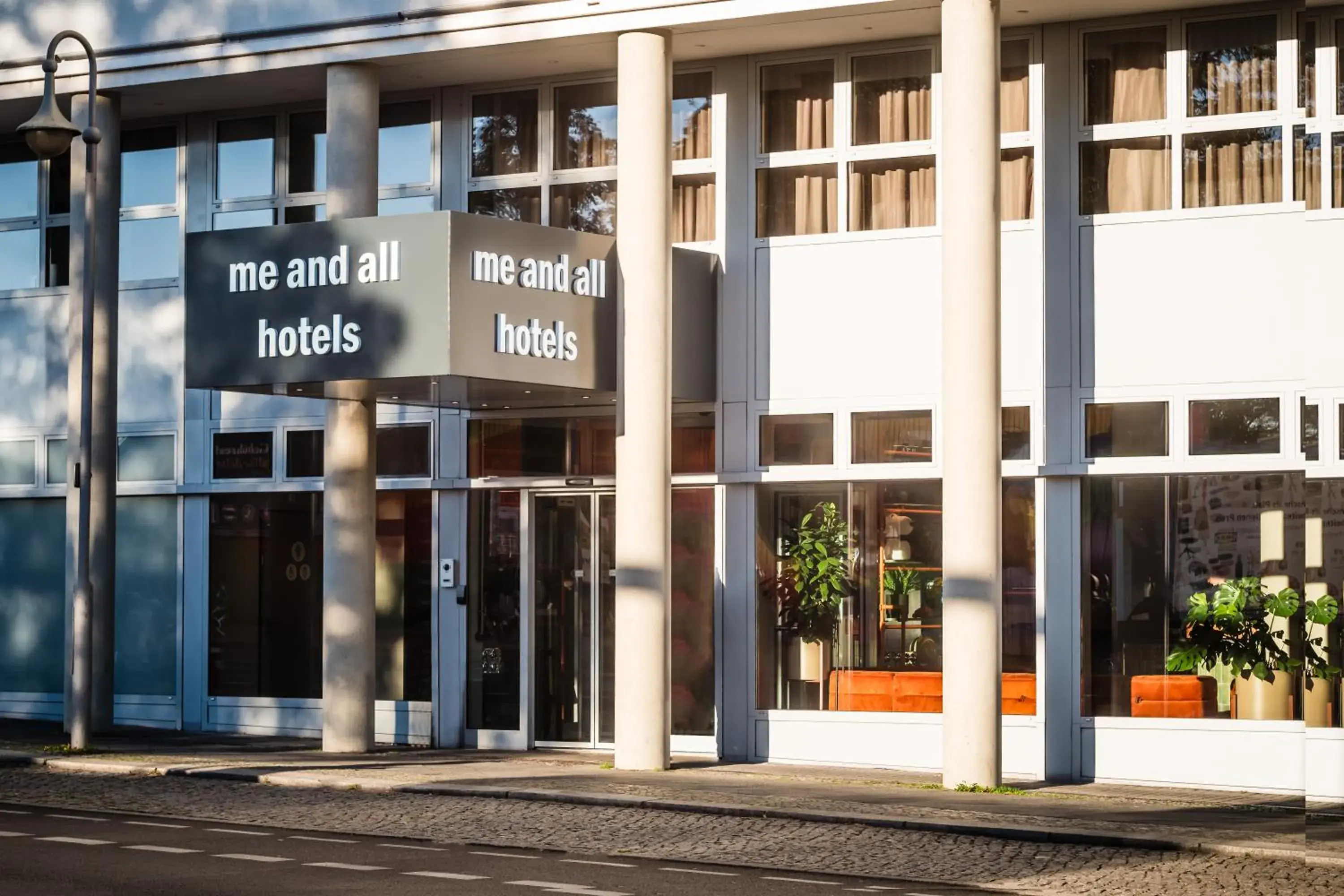 Property building in Me and All Hotel Berlin East Side, by Hyatt - NEW OPENING Property building in Me and All Hotel Berlin East Side, by Hyatt - NEW OPENING