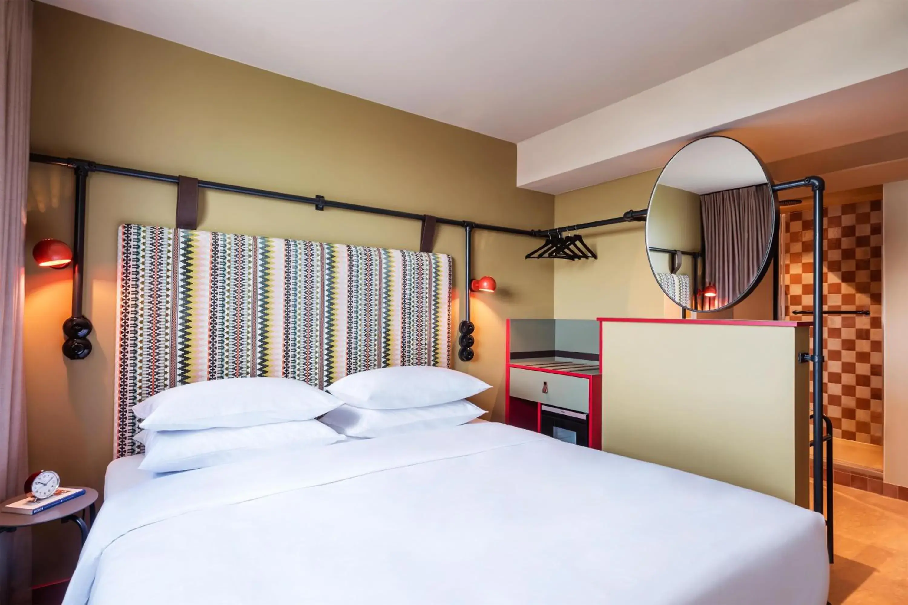 Bedroom, Bed in Me and All Hotel Berlin East Side, by Hyatt - NEW OPENING Bedroom, Bed in Me and All Hotel Berlin East Side, by Hyatt - NEW OPENING