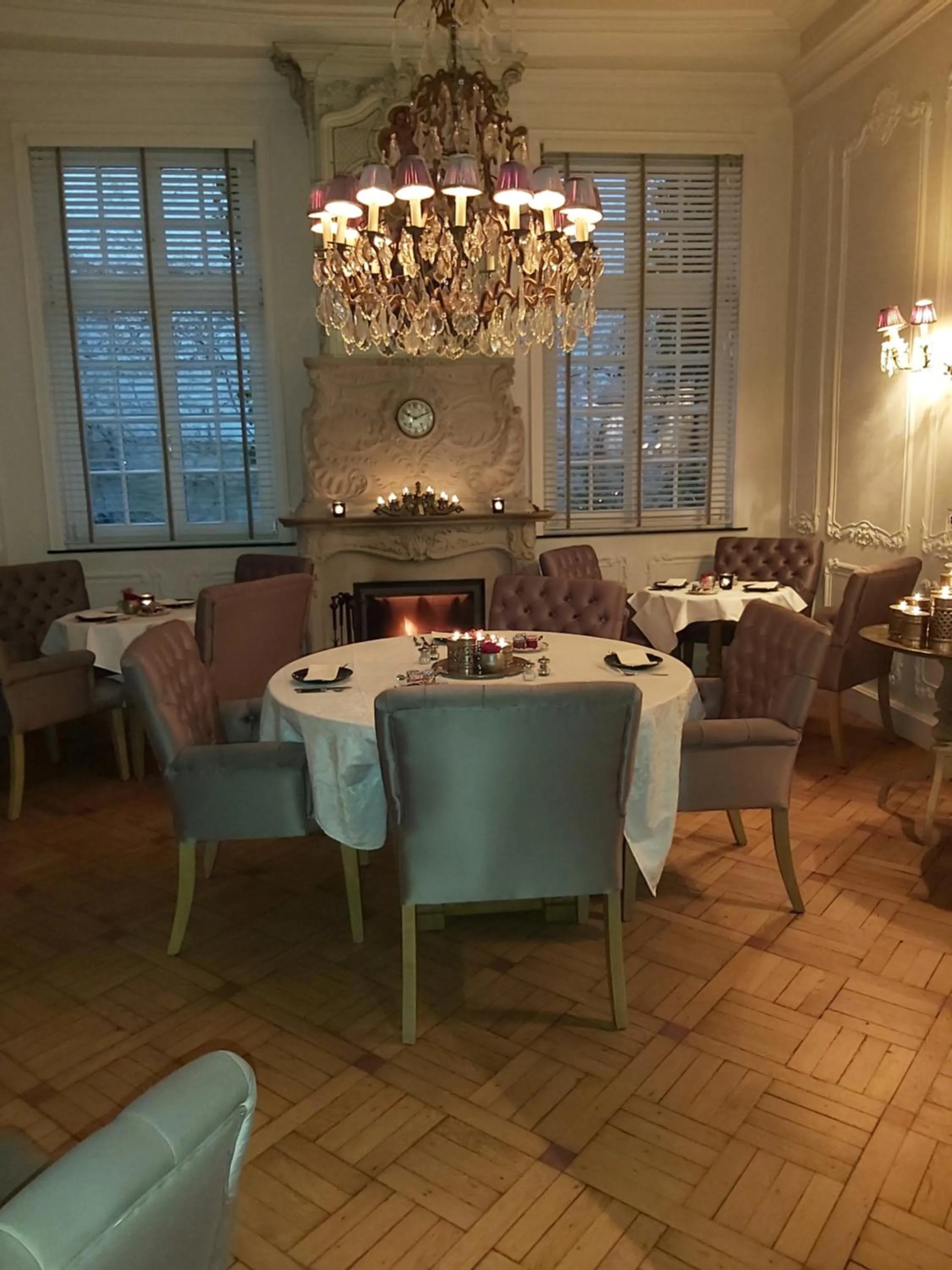 Communal lounge/ TV room in Castelsuites