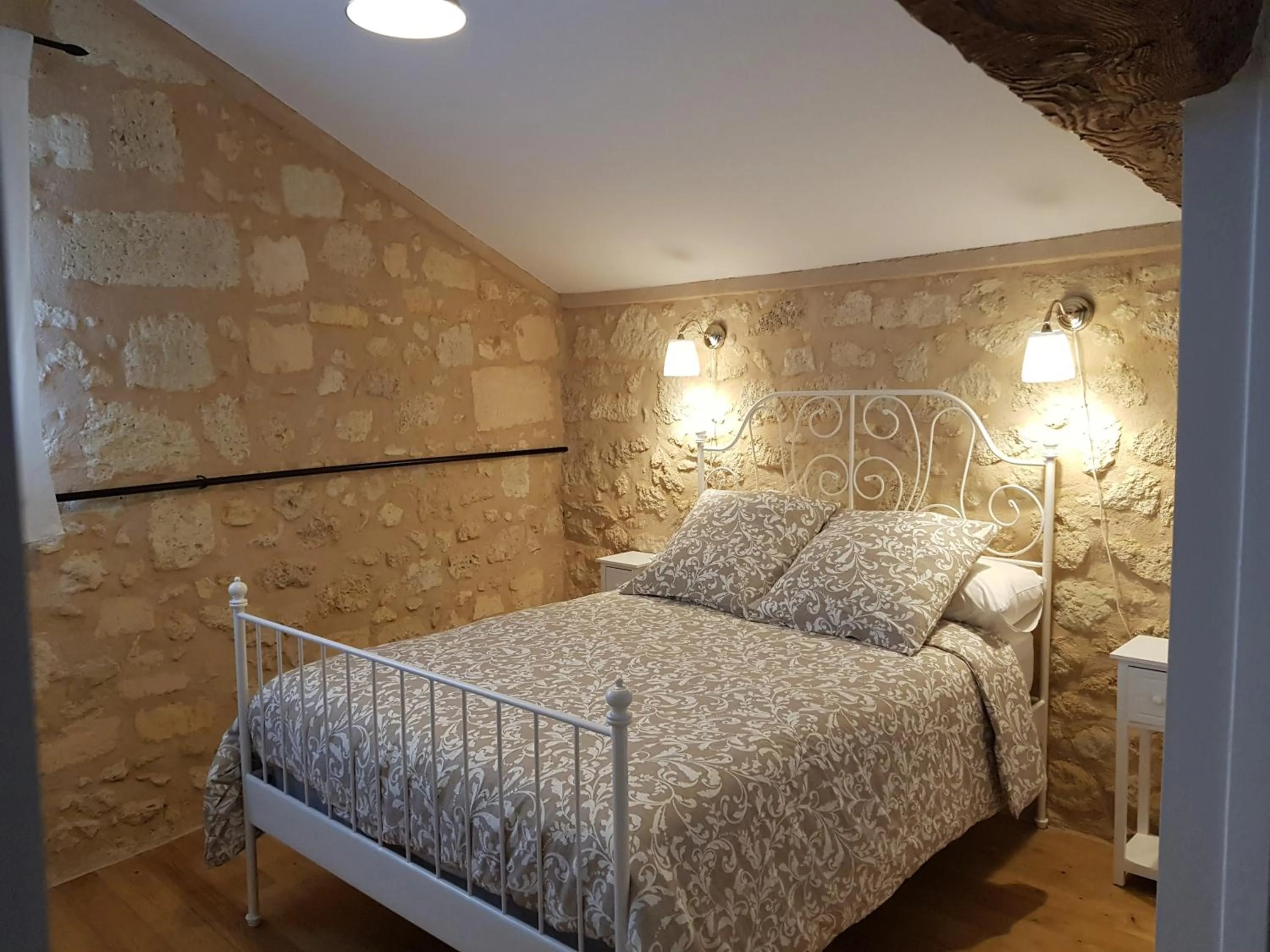 Bedroom, Bed in Domaine du chauvet