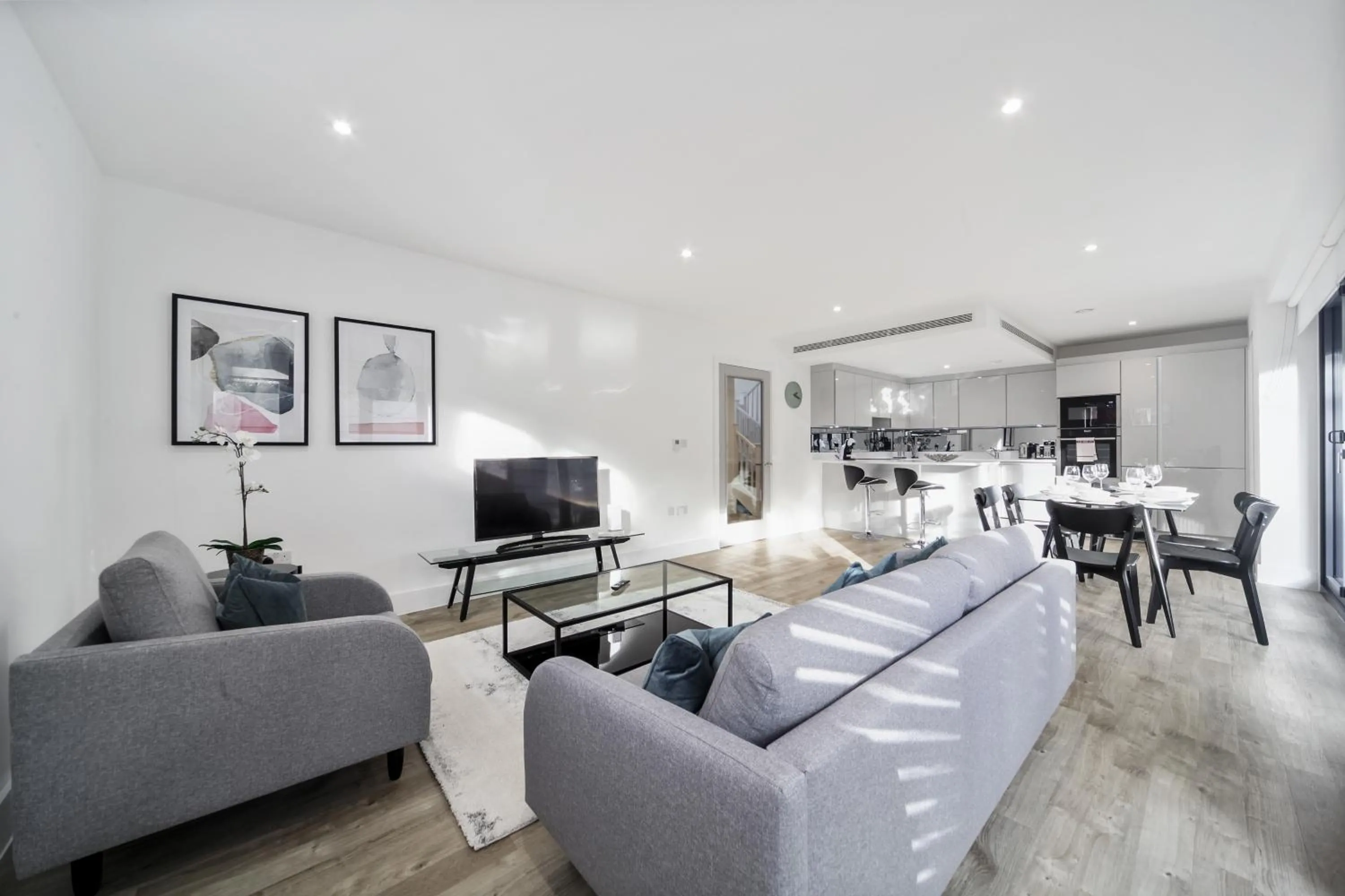 Executive Apartments in Bermondsey FREE WIFI & AIRCON by City Stay Aparts London