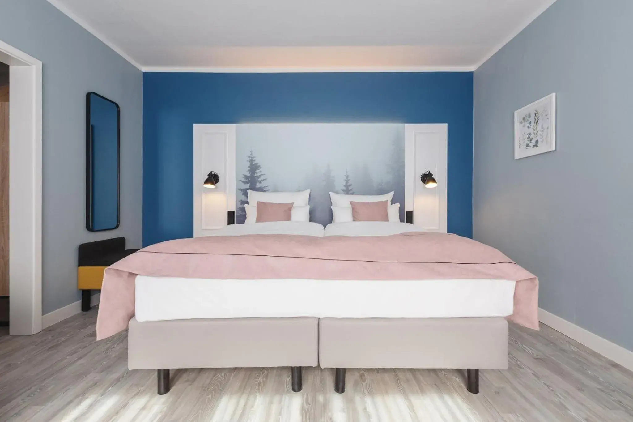 Photo of the whole room, Bed in Garner Hotel Essen - Messe by IHG Photo of the whole room, Bed in Garner Hotel Essen - Messe by IHG