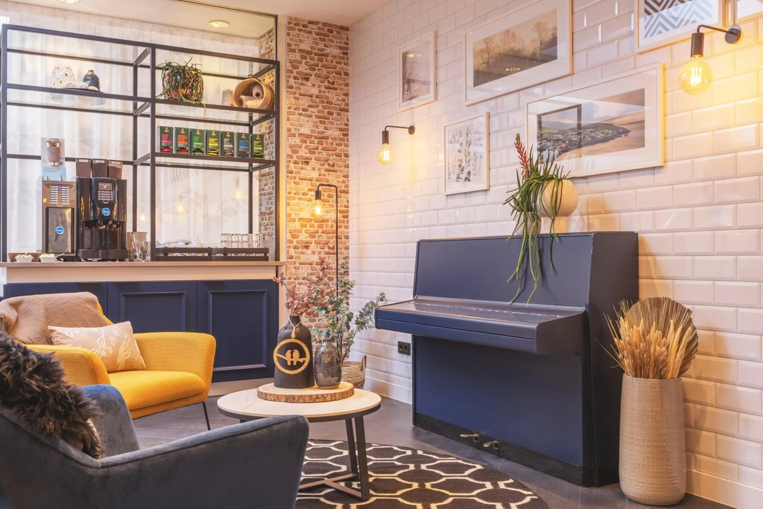 Restaurant/places to eat in Garner Hotel Essen - Messe by IHG