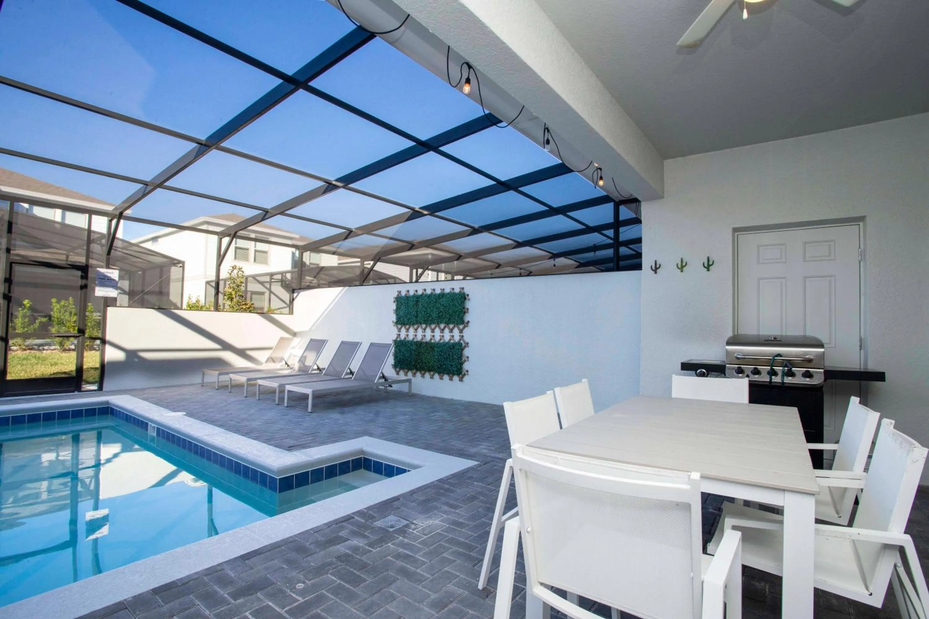 Other in Gorgeous Themed Vacation Home with Pool WW8915